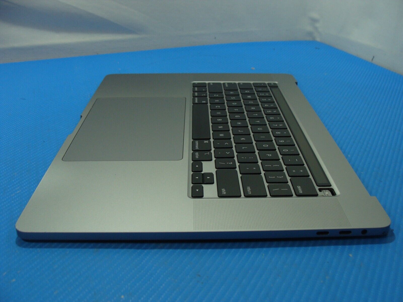 MacBook Pro 16