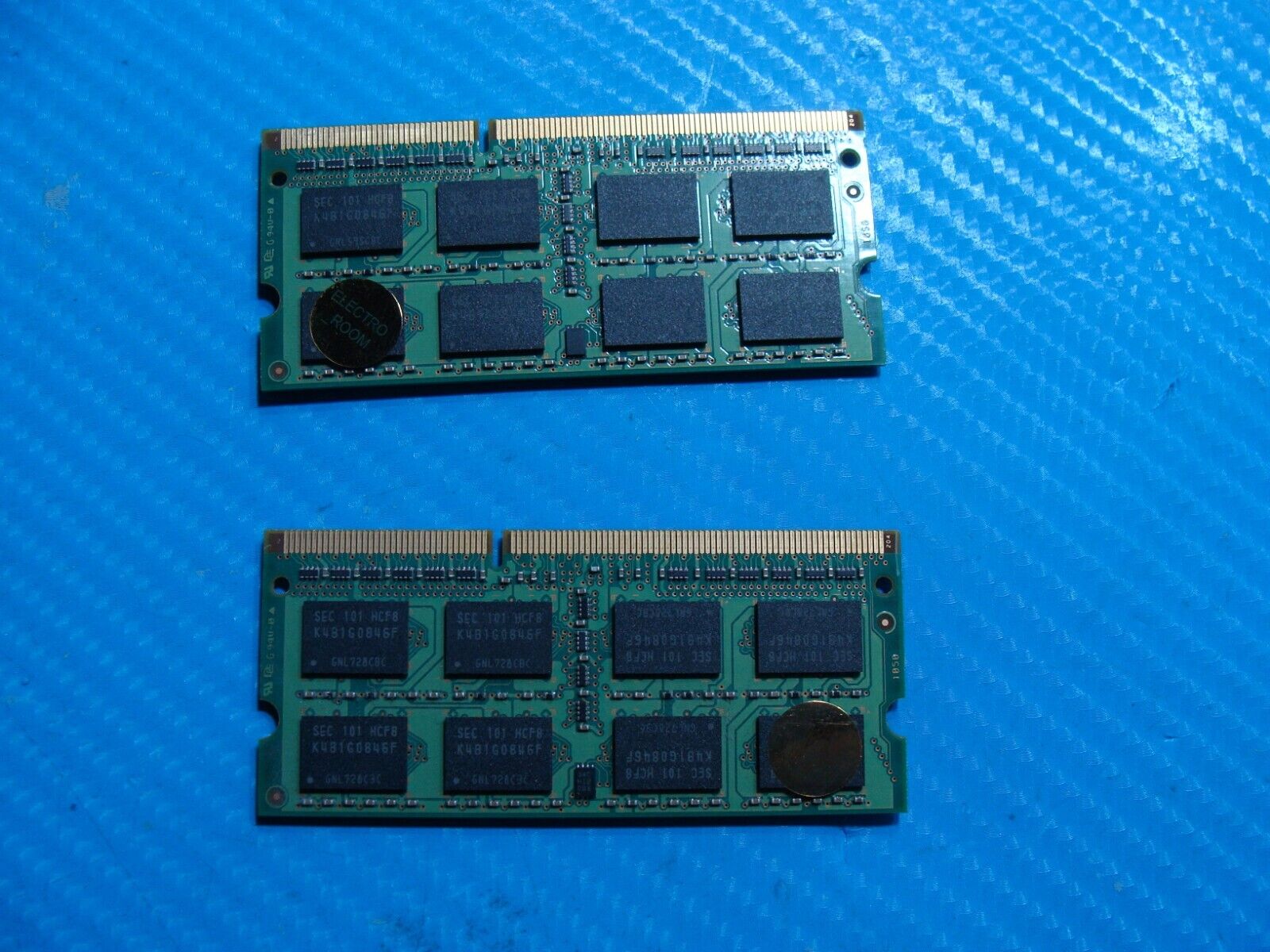 Apple A1347 So-Dimm Samsung 4Gb 2x2Gb 2Rx8 Memory PC3-8500S M471B5673FH0-CF8