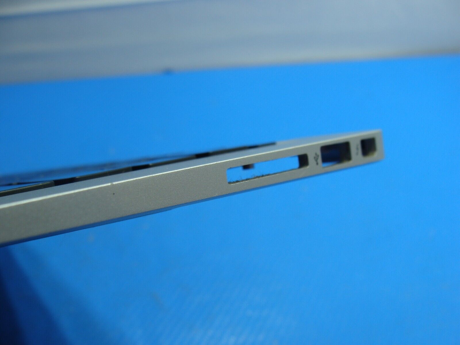 MacBook Air A1466 2015 MJVE2LL/A 13