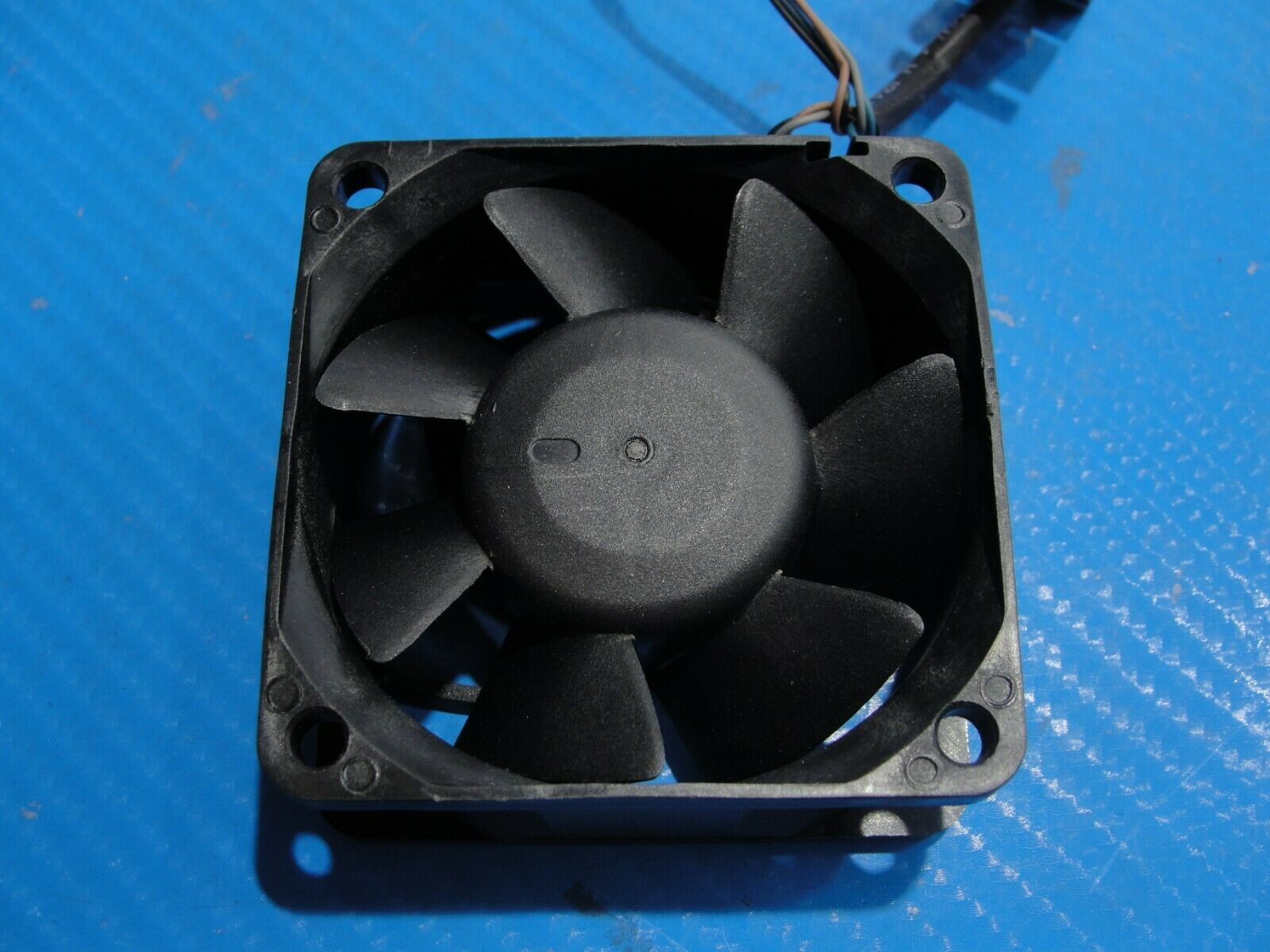 HP Z620 Workstation Genuine Desktop Cooling Fans DS06025B12H 644317-001 HP