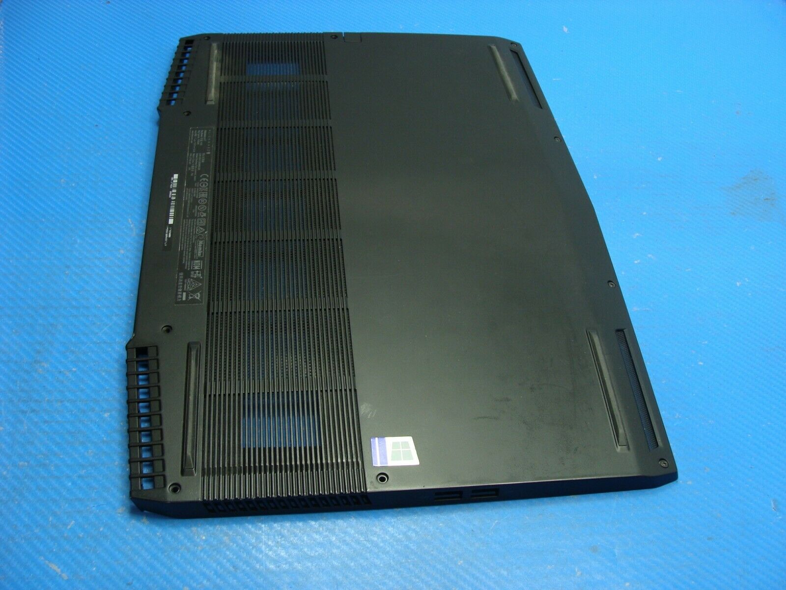 Dell Alienware m17 Genuine Bottom Case Base Cover X9KD1 - Laptop Parts - Buy Authentic Computer Parts - Top Seller Ebay