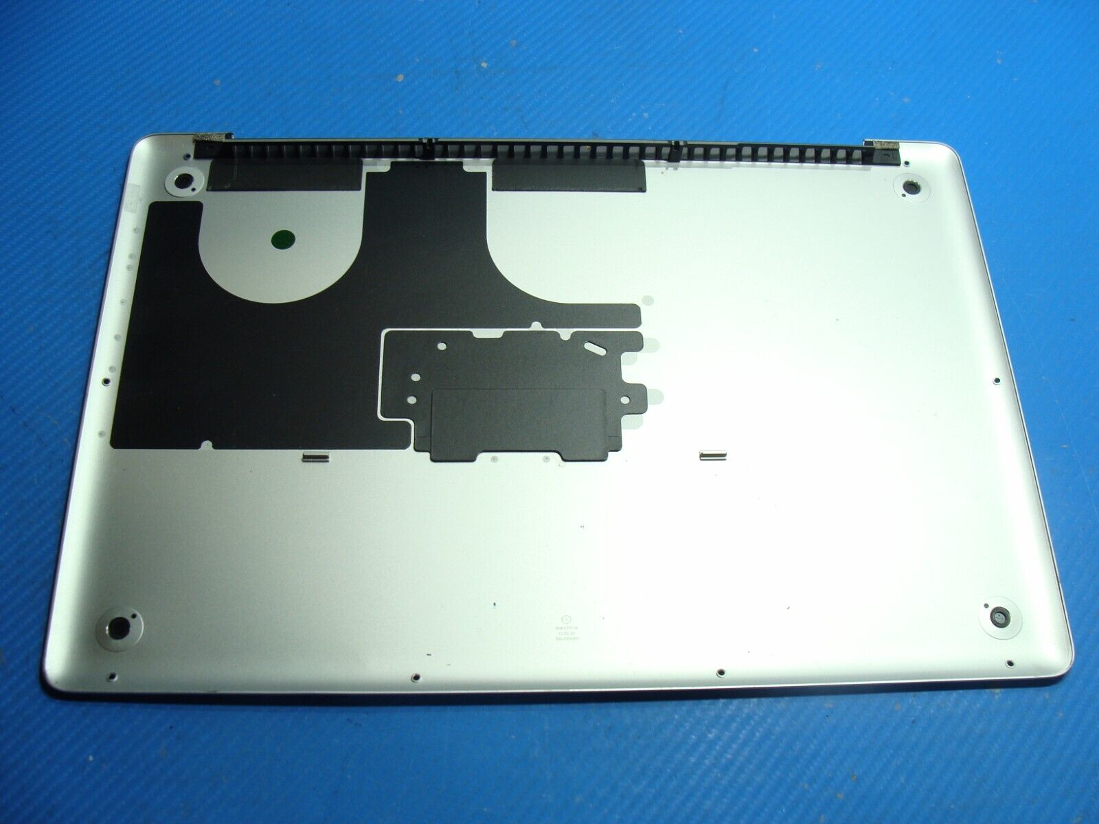 MacBook Pro 15” A1286 Mid 2012 MD103LL/A Genuine Bottom Case Silver 923-0083