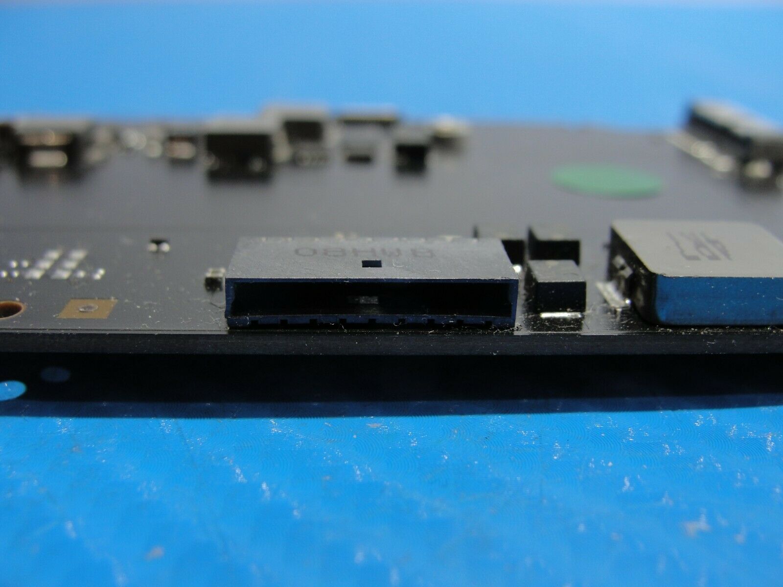 MacBook Air  A1369 2010 MC503LL 2 Duo SL9400 1.86GHz 2GB Logic Board 820-2838-A Apple