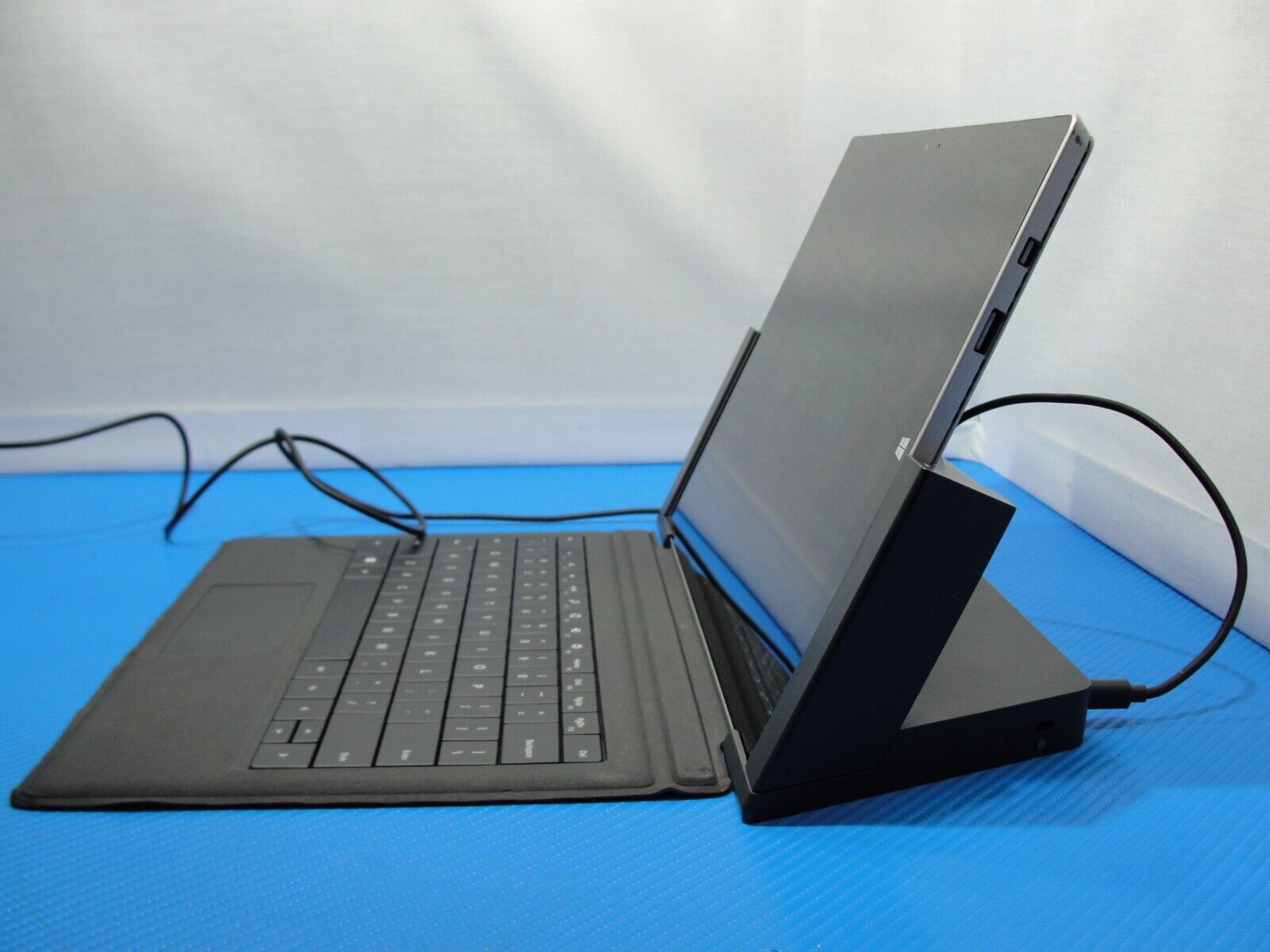 Microsoft Surface Pro 3 1631 12.3