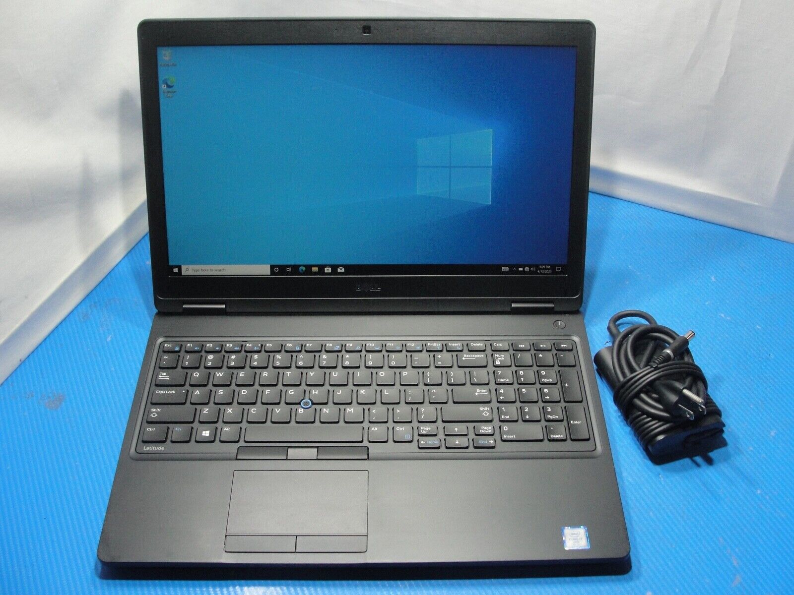 Dell Latitude 5580 Intel Core i7-6600U 2.80GHz 8GB RAM 256GB SSD Original  Charge