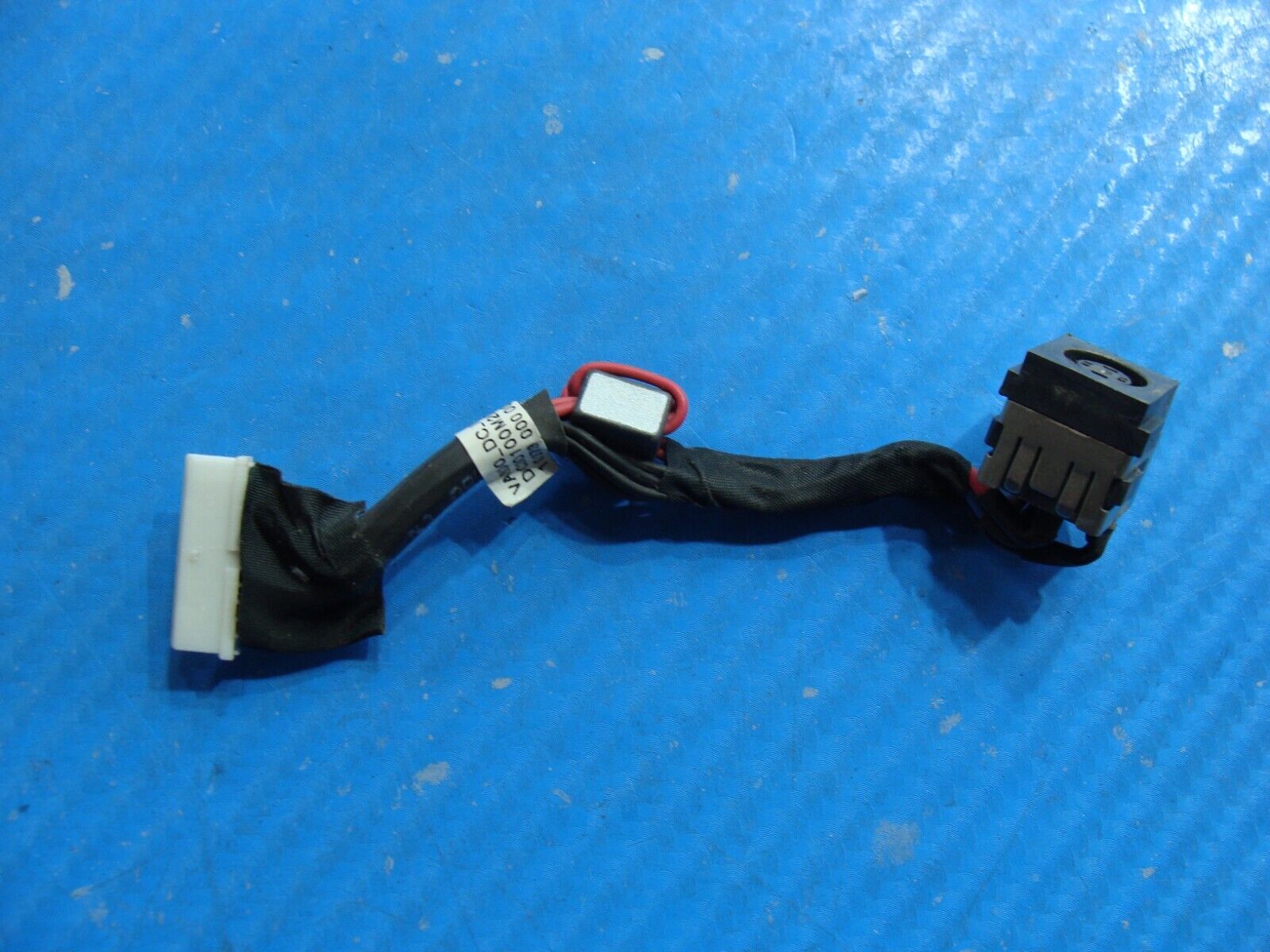 Dell Alienware 17 17.3 DC IN Power Jack w/Cable DC30100M200