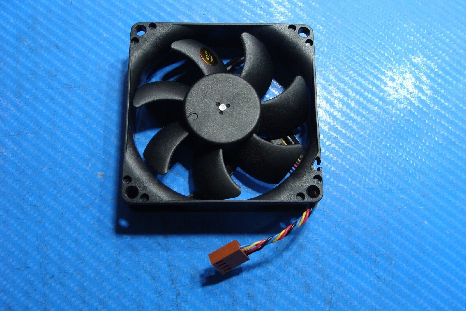 Dell OptiPlex 3070 Genuine Desktop Case Cooling Fan W52D3