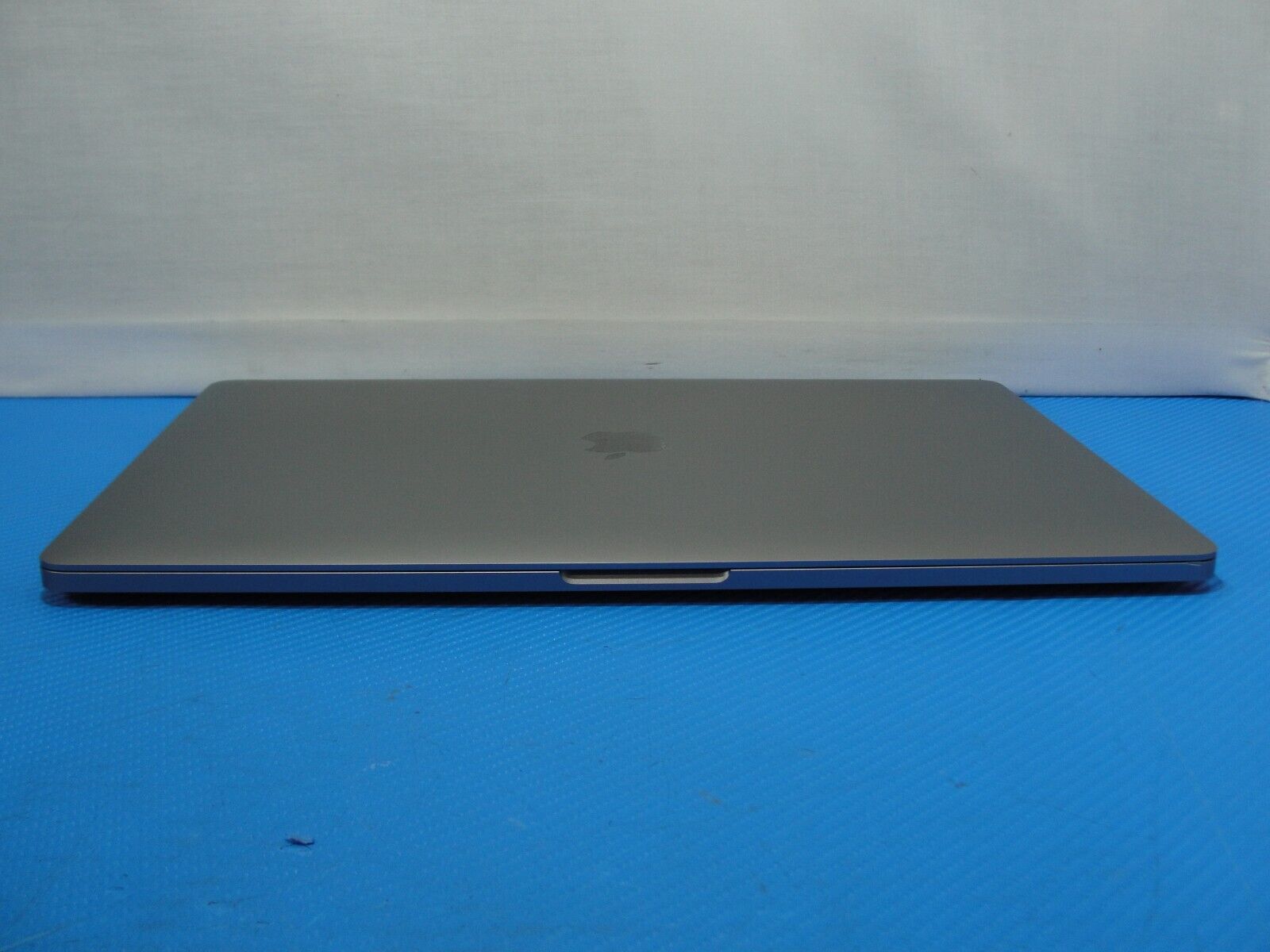 Apple MacBook Pro 16