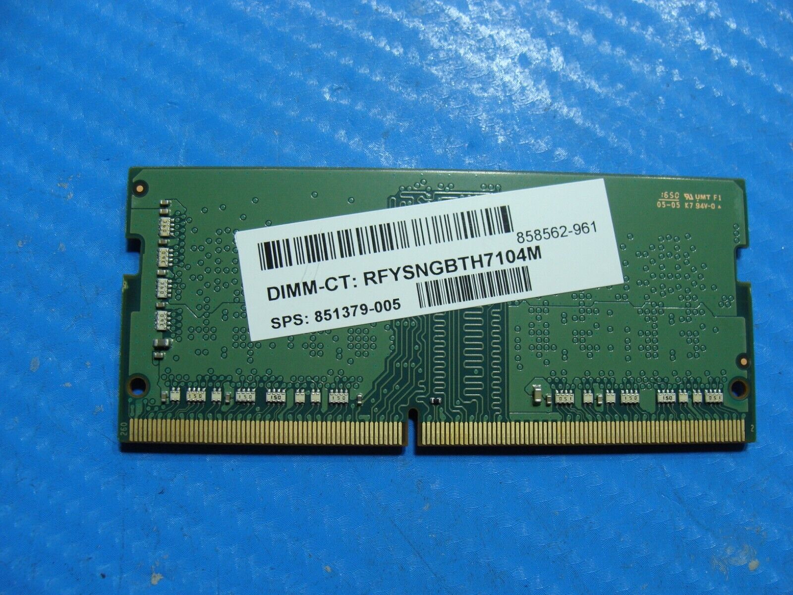 HP 17-x051nr Laptop Samsung 2Gb 1Rx16 Memory PC4-2400T M471A5644EB0-CRC