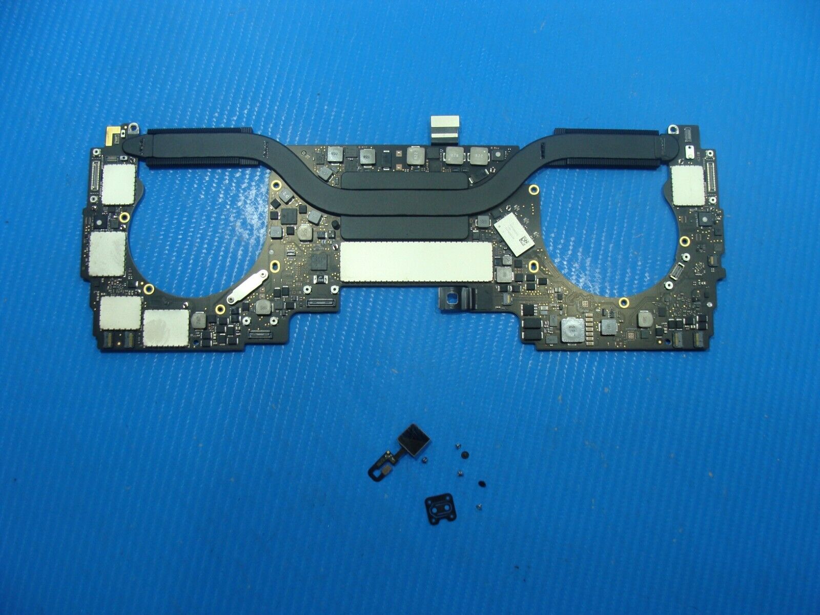 MacBook Pro A1706 2017 MPXV2LL/A i5 3.1GHz 16GB 512GB Logic Board 661-07664 w/ID