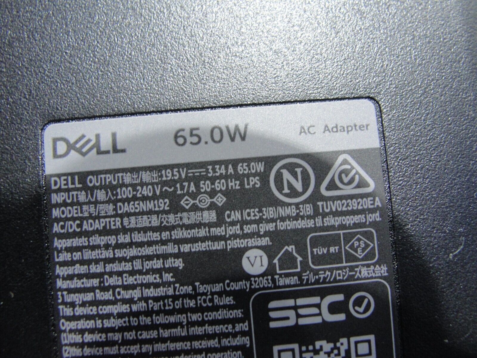 Genuine Dell AC Adapter Power Charger 19.5V 3.34A 65W DA65NM192 0WM8P1