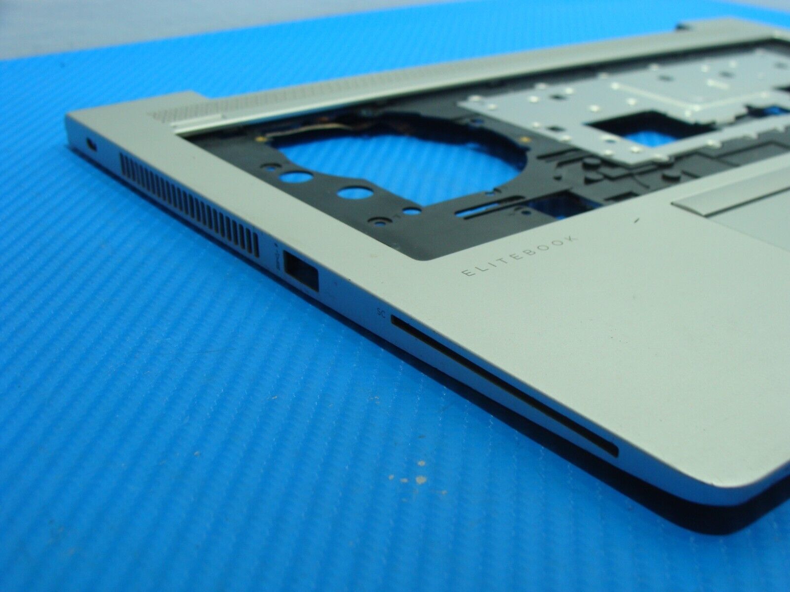 HP EliteBook 14