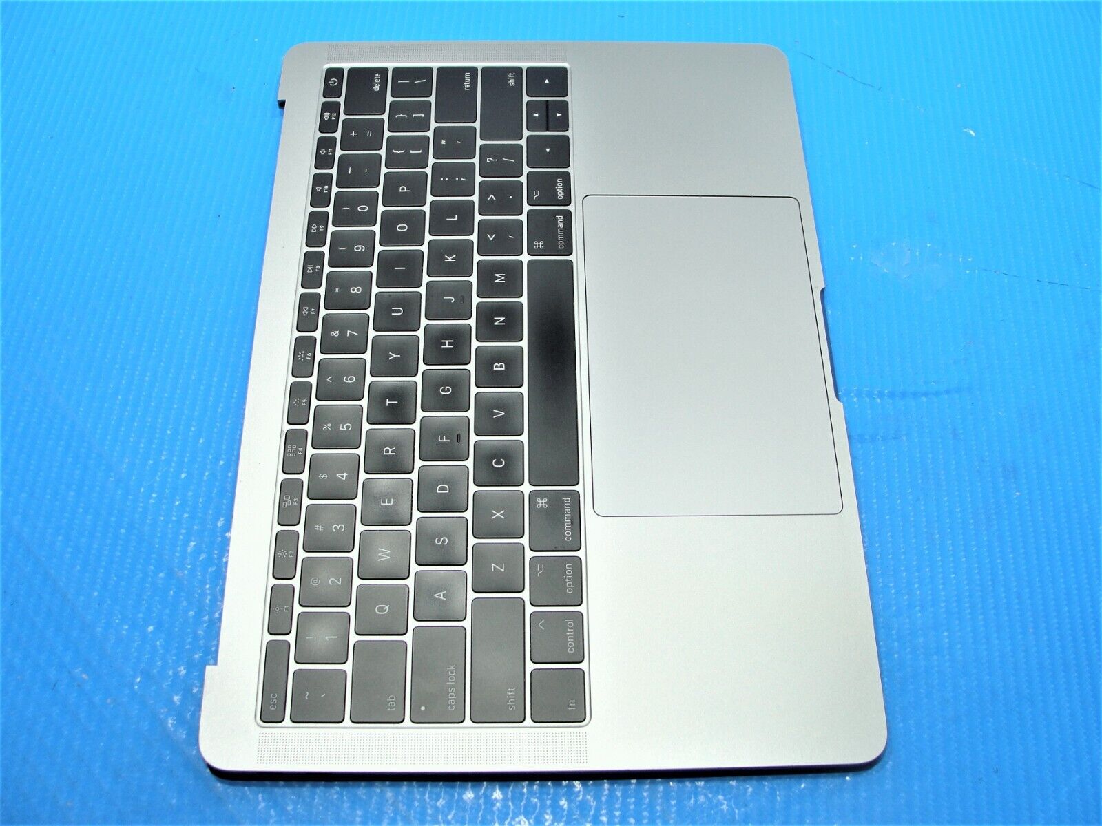 MacBook Pro A1708 Mid 2017 MPXQ2LL/A 13