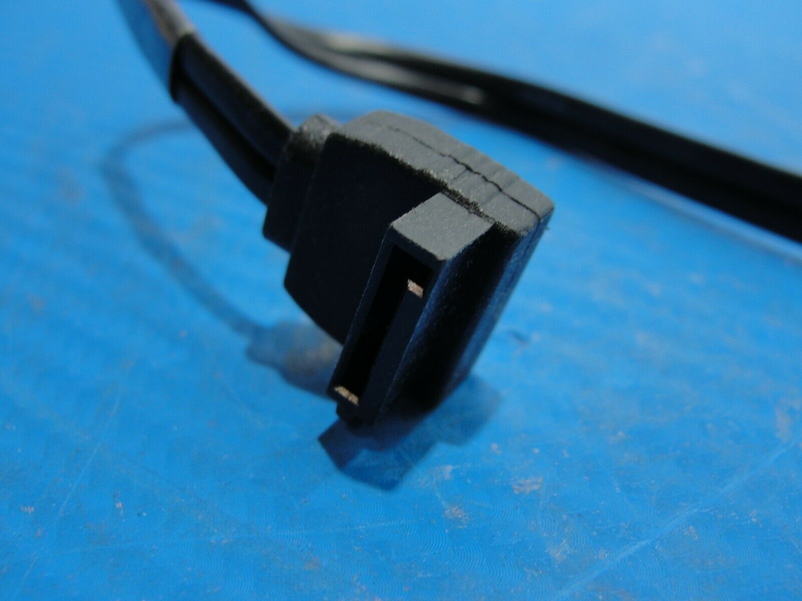 Dell Alienware Aurora R4 OEM HDD SATA3 Cable Dell