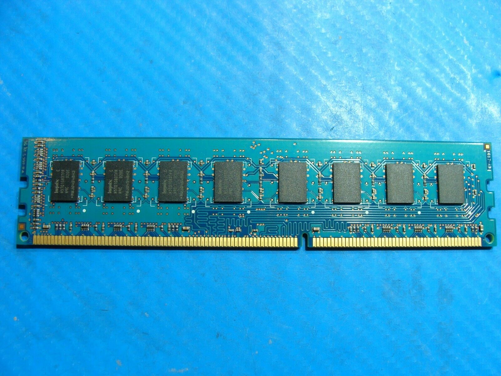 Dell 8100 Dimm Hynix 2GB Memory PC3-10600U-9-10-B0 HMT125U6BFR8C-H9 