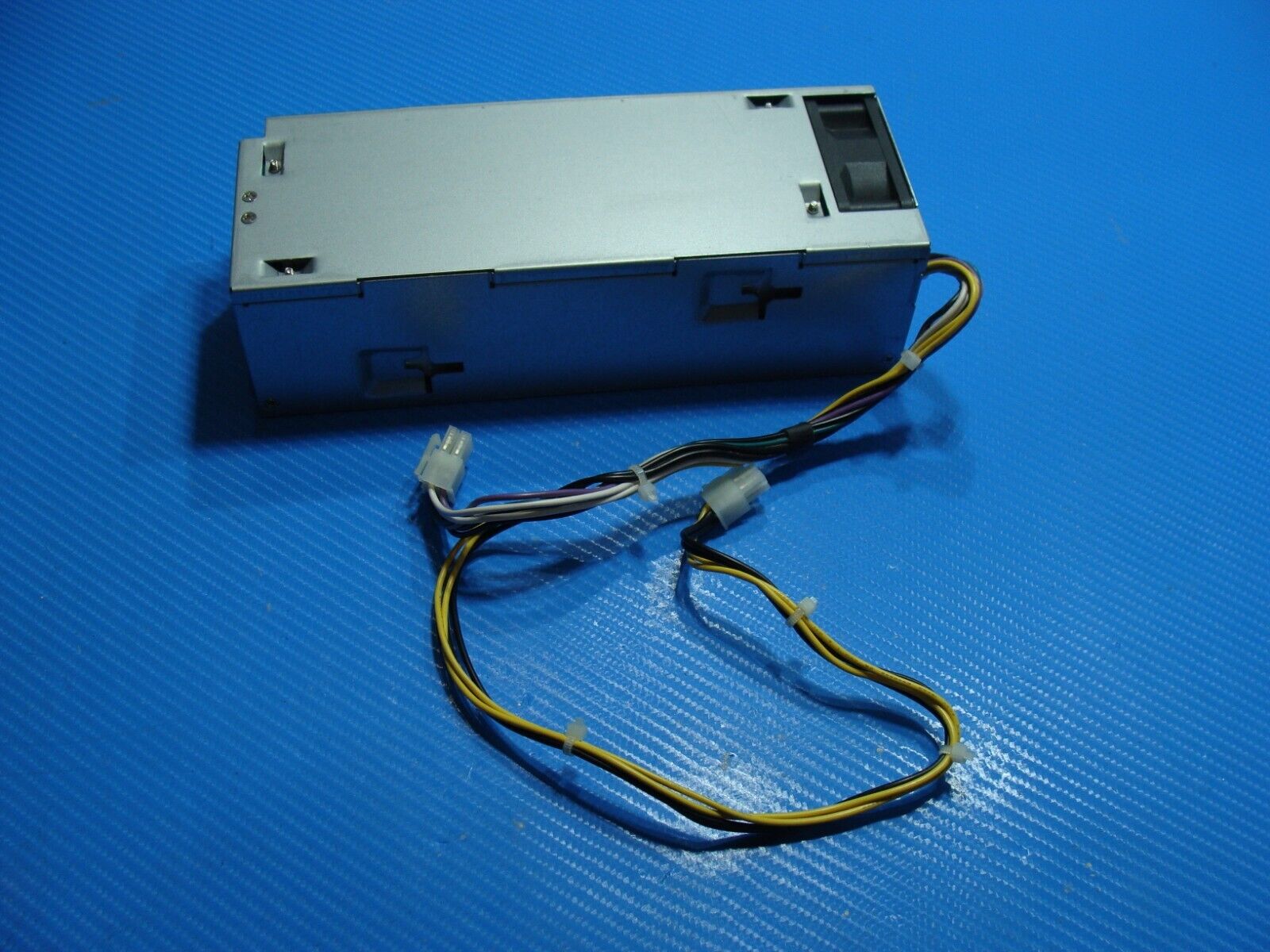 Dell Optiplex 3040 Genuine Desktop 180 W Power Supply HU180AS-00 GYC55