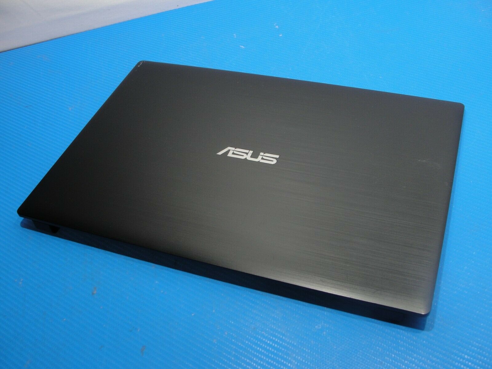 Asus 15.6