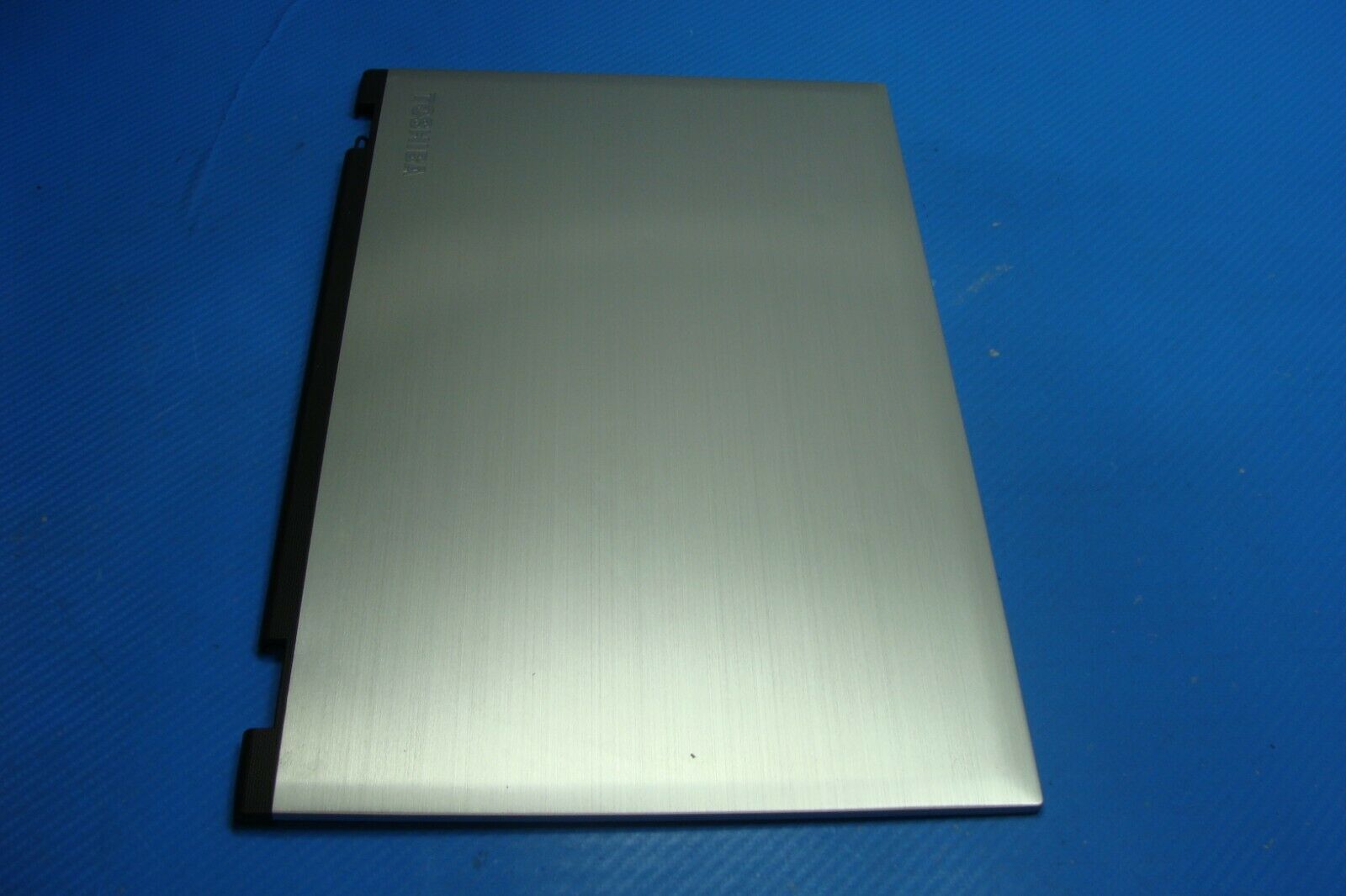 Toshiba Satellite P55W Series 15.6