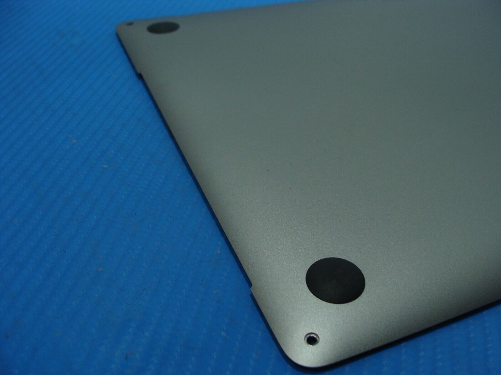 MacBook Pro A1989 Mid 2019 MV962LL/A MV972LL/A Bottom Case Space Gray 923-03175