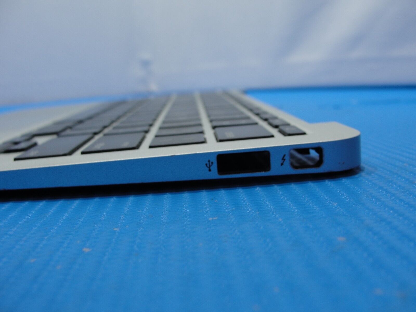 MacBook Air A1465 11