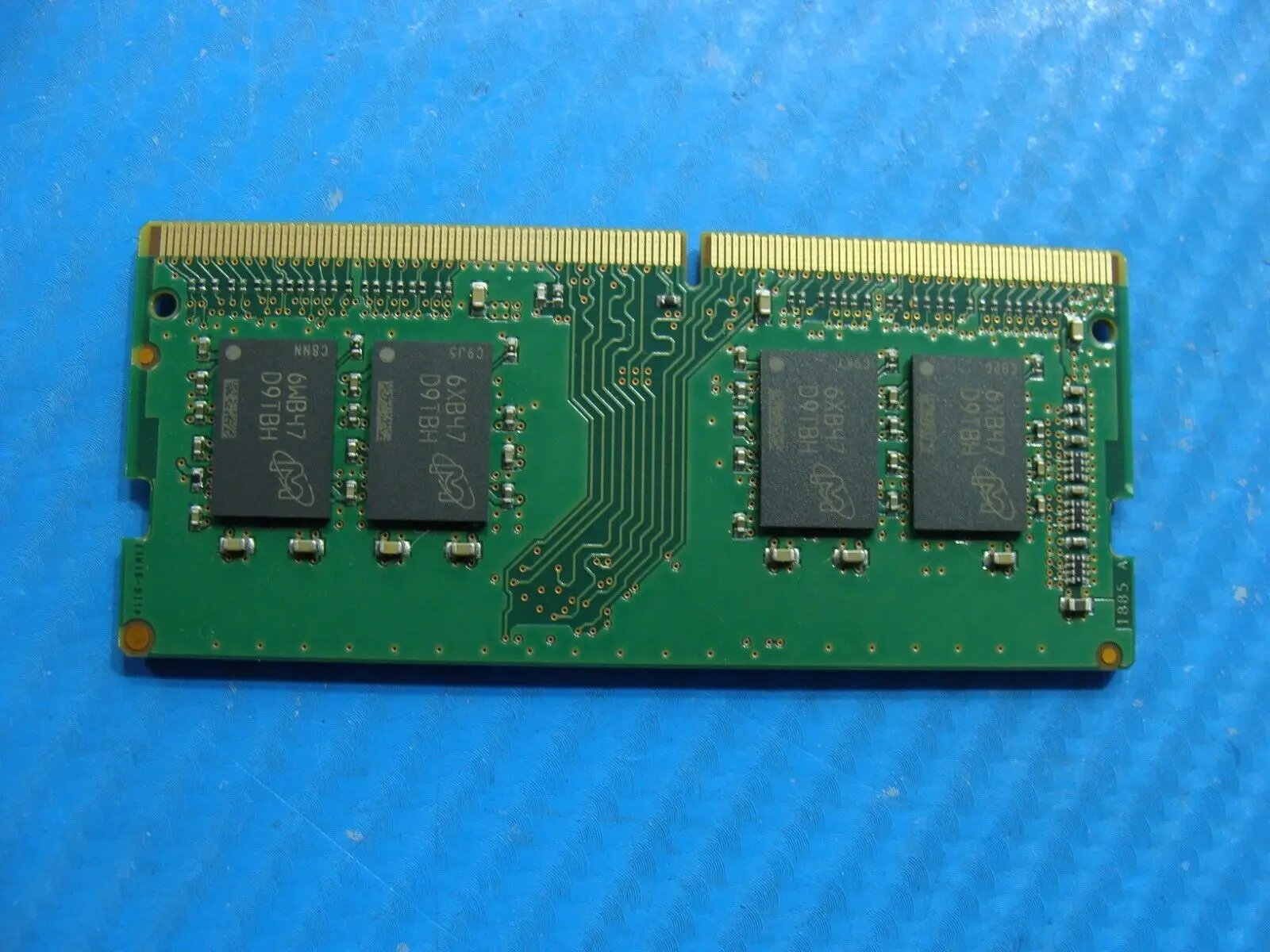 Dell 7378 So-Dimm Micron 8GB 1Rx8 Memory RAM PC4-2400T MTA8ATF1G64HZ-2G3B1