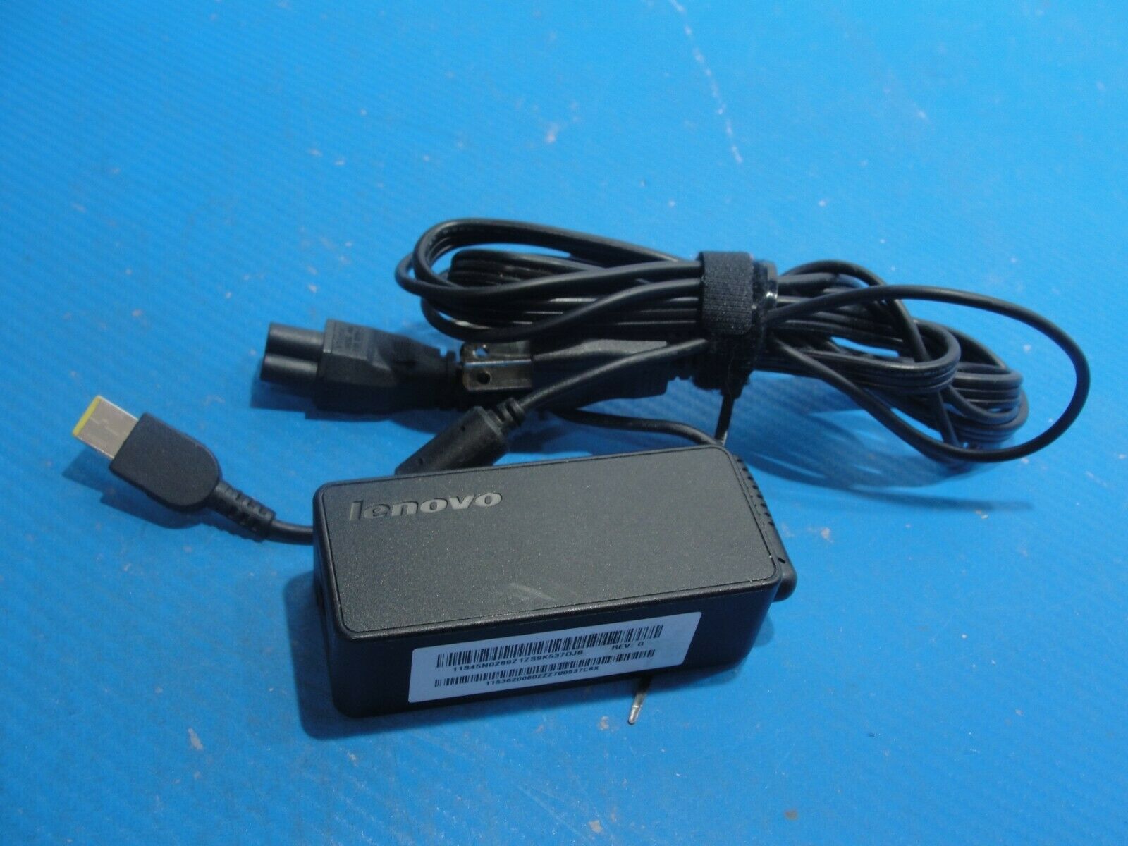 Genuine Lenovo AC Adapter Power Charger 20V 2.25A 45W 45N0490 45N0289 