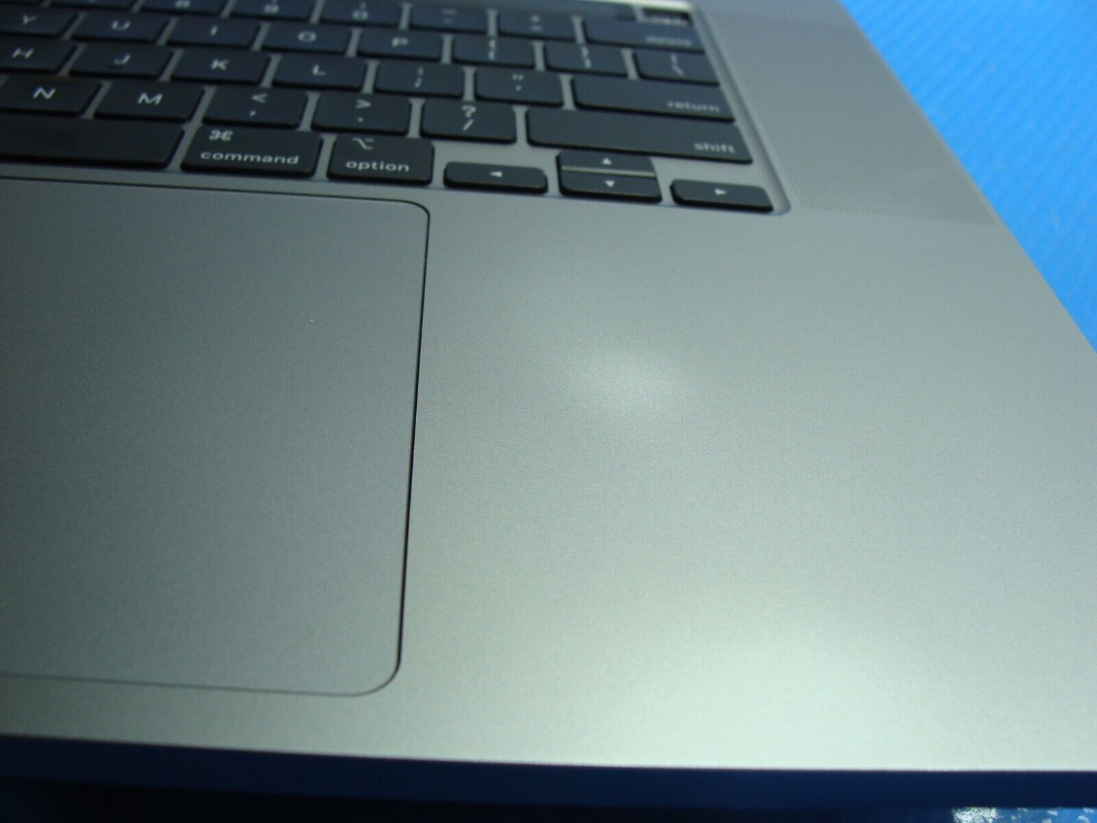 MacBook Pro 16