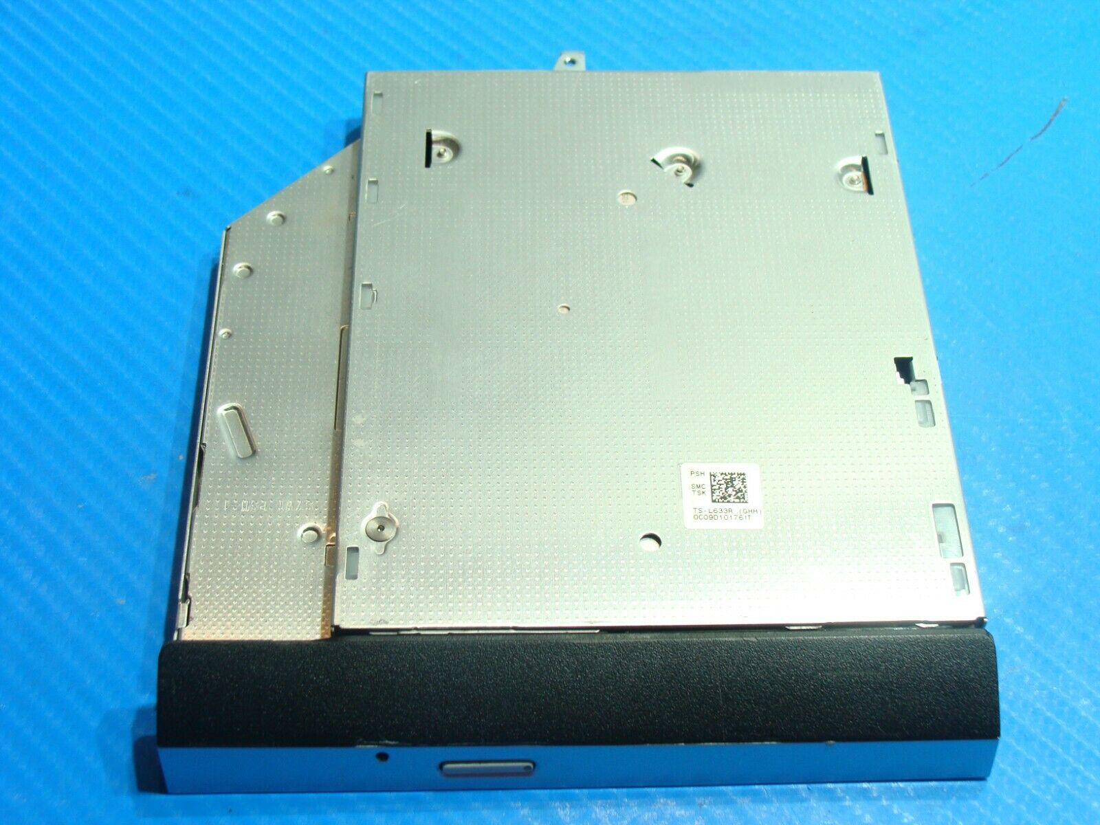 HP Pavilion 17.3