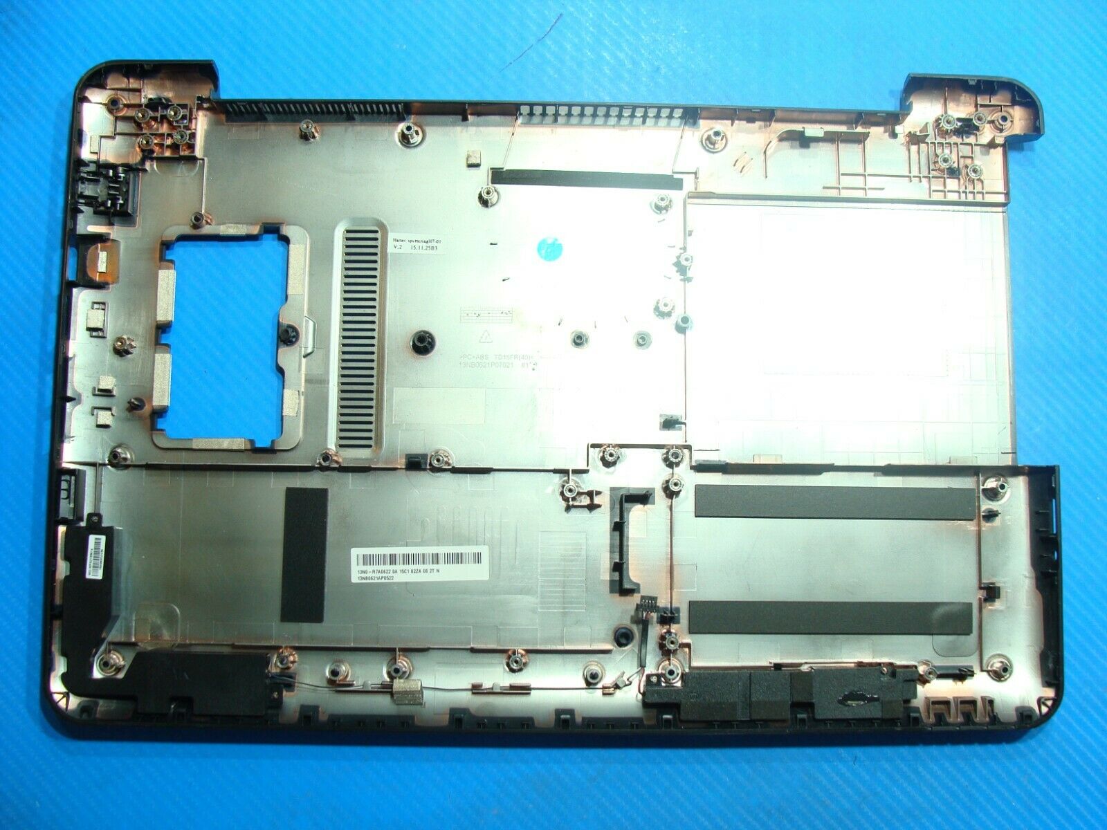 Asus F555LA-US71 15.6