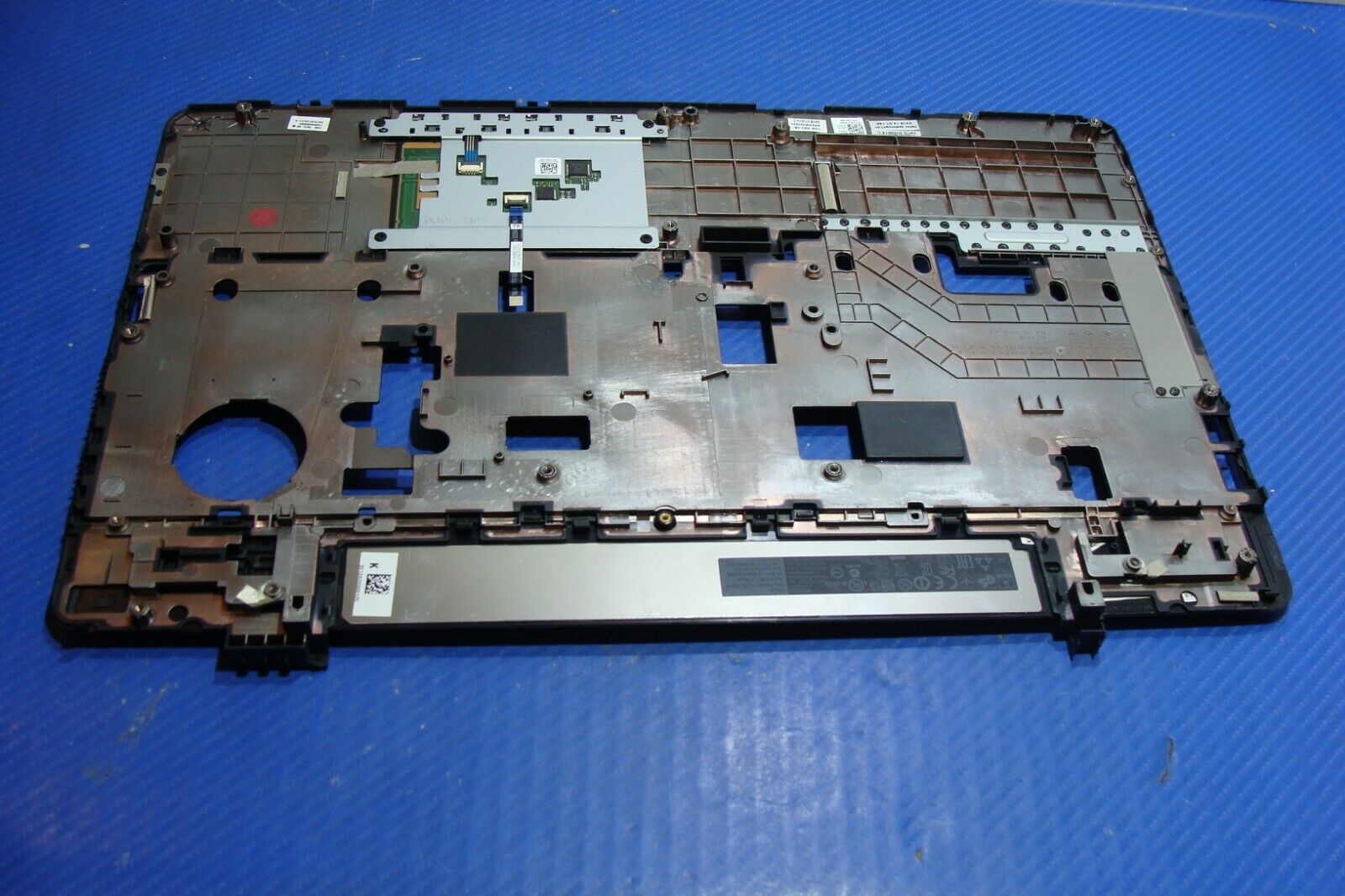 Dell Latitude E5540 15.6 Genuine Laptop Palmrest w/Touchpad A136L6 AP0WR000800