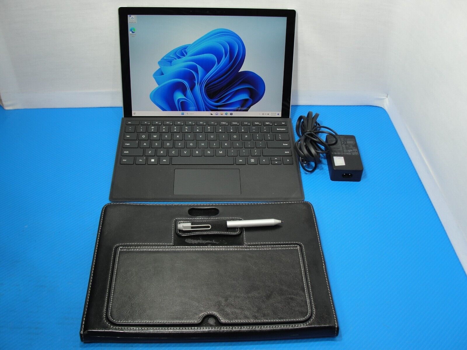 Microsoft Surface Pro 7+ 12