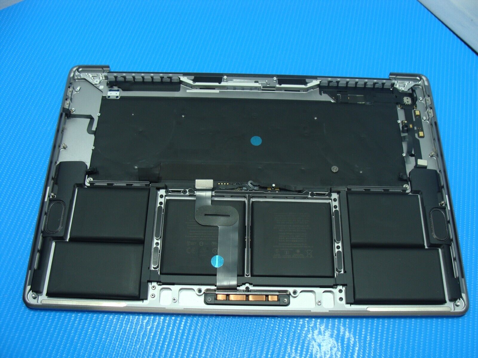 MacBook Pro A2141 16