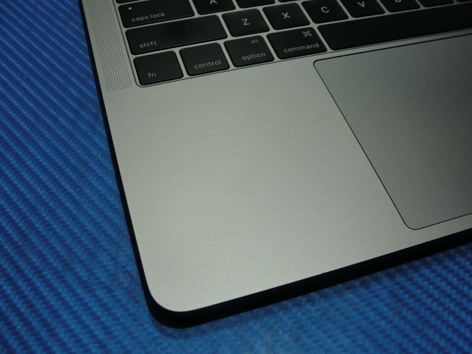 MacBook Pro A1708 13.3