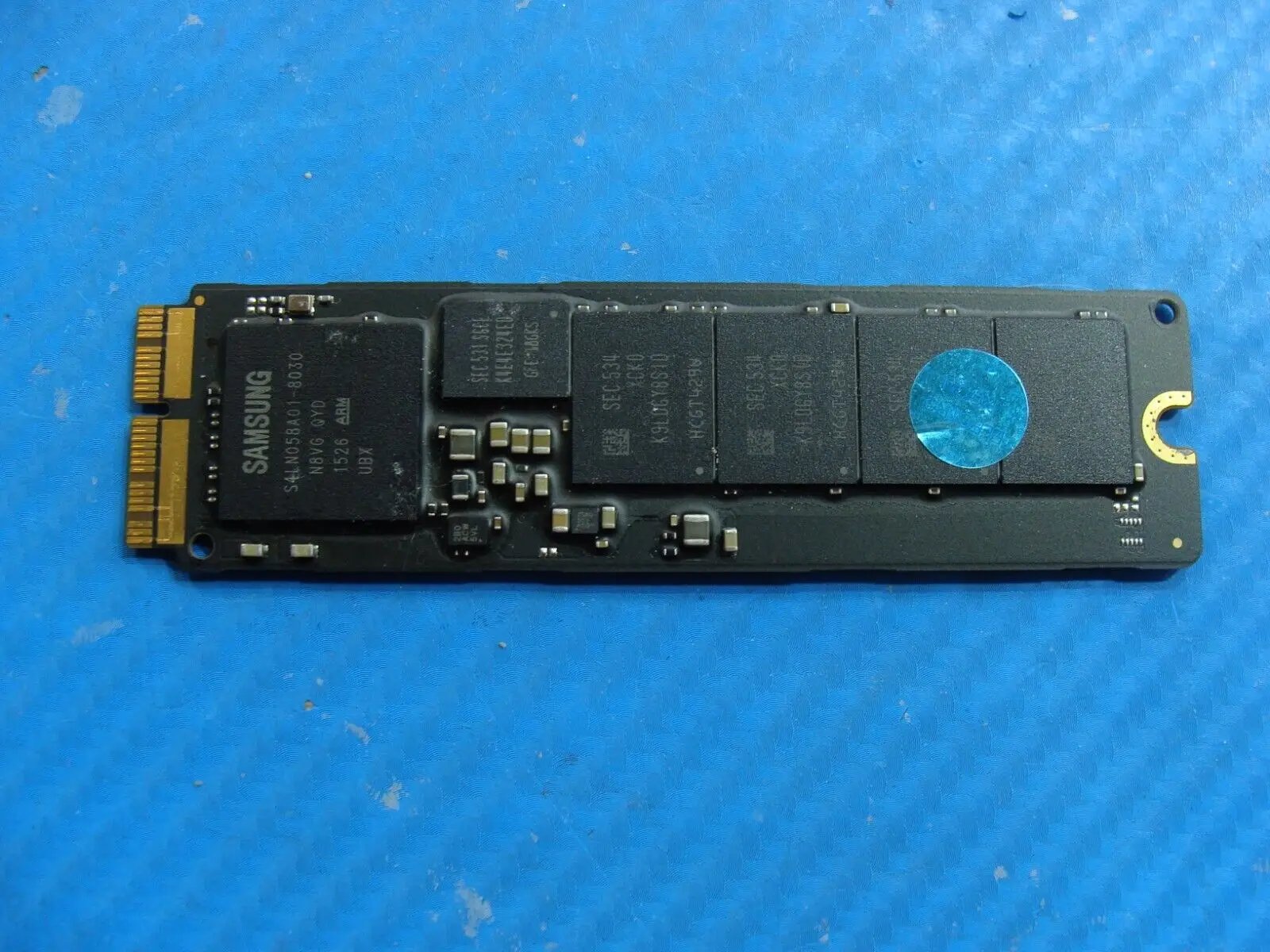 MacBook A1466 MJVE2LL/A Samsung 128Gb 12+16 pin SSD MZ-JPV128R/0A2 655-1857J