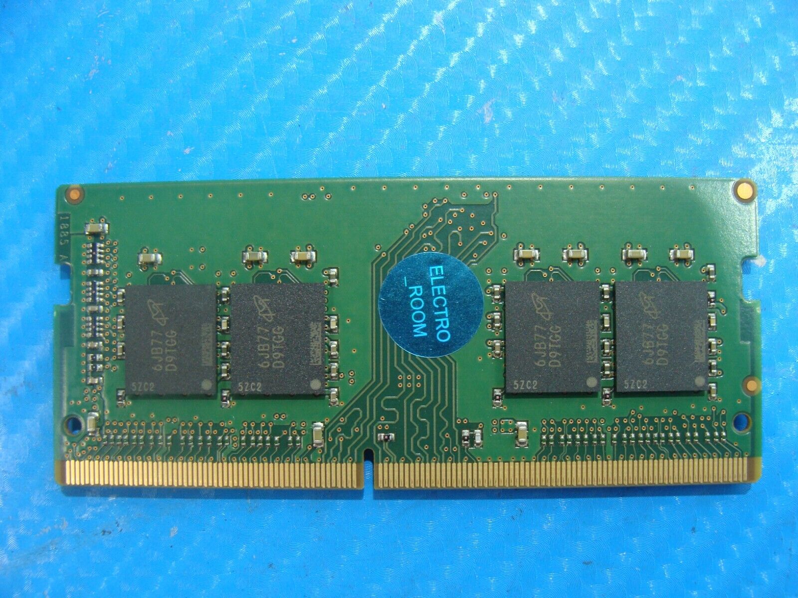 Dell E7470 Micron 4GB 1Rx8 PC4-2133P Memory RAM SO-DIMM MTA8ATF51264HZ-2G1B1