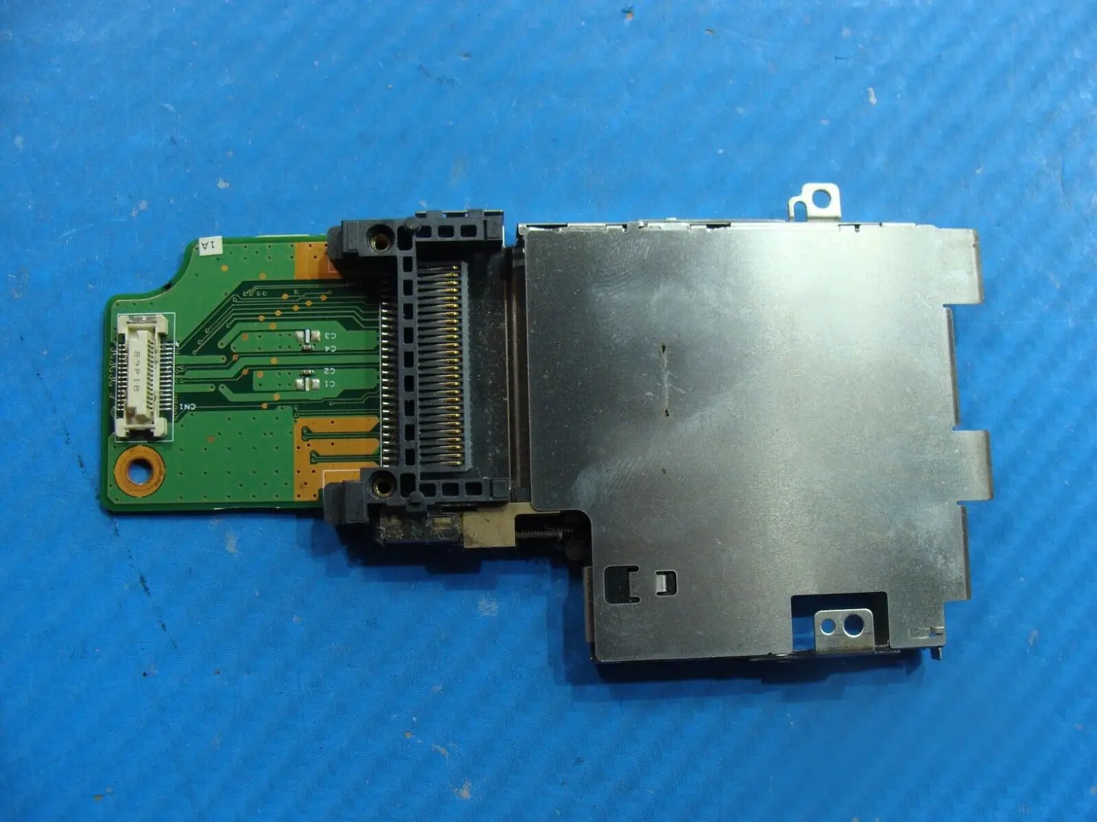 Dell Inspiron 15.4” 1525 OEM PCMCIA Smart Card Reader Port Board 48.4W025.021