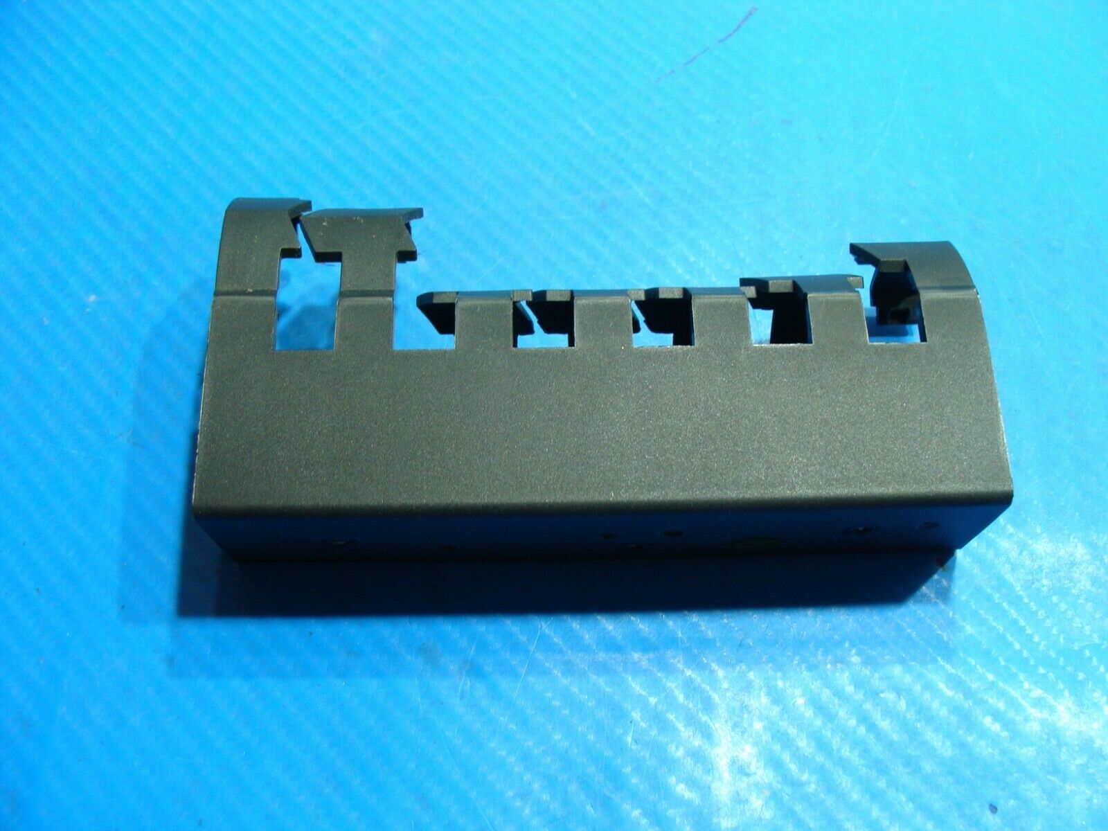 Dell Alienware Aurora R4 Genuine Desktop Cable Holder Fastener 