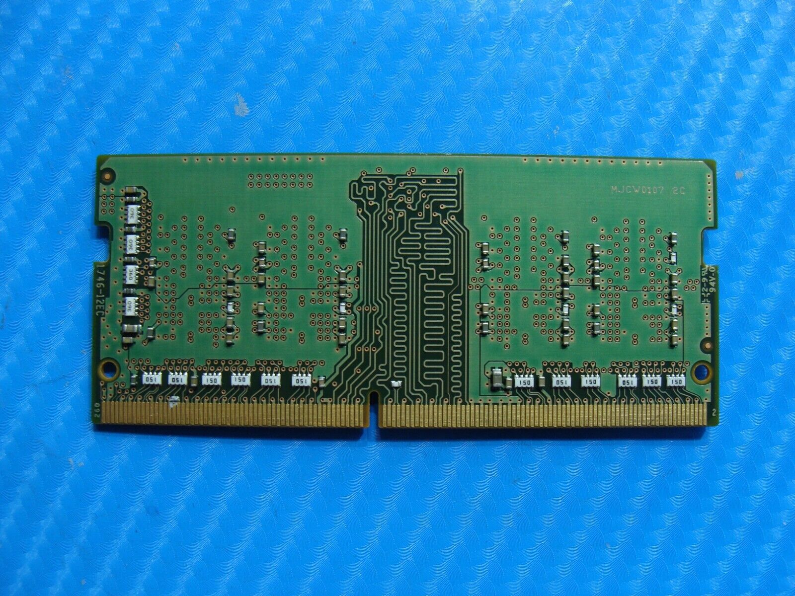 Dell 7472 SK Hynix 4GB 1Rx16 PC4-2400T Memory RAM SO-DIMM HMA851S6AFR6N-UH