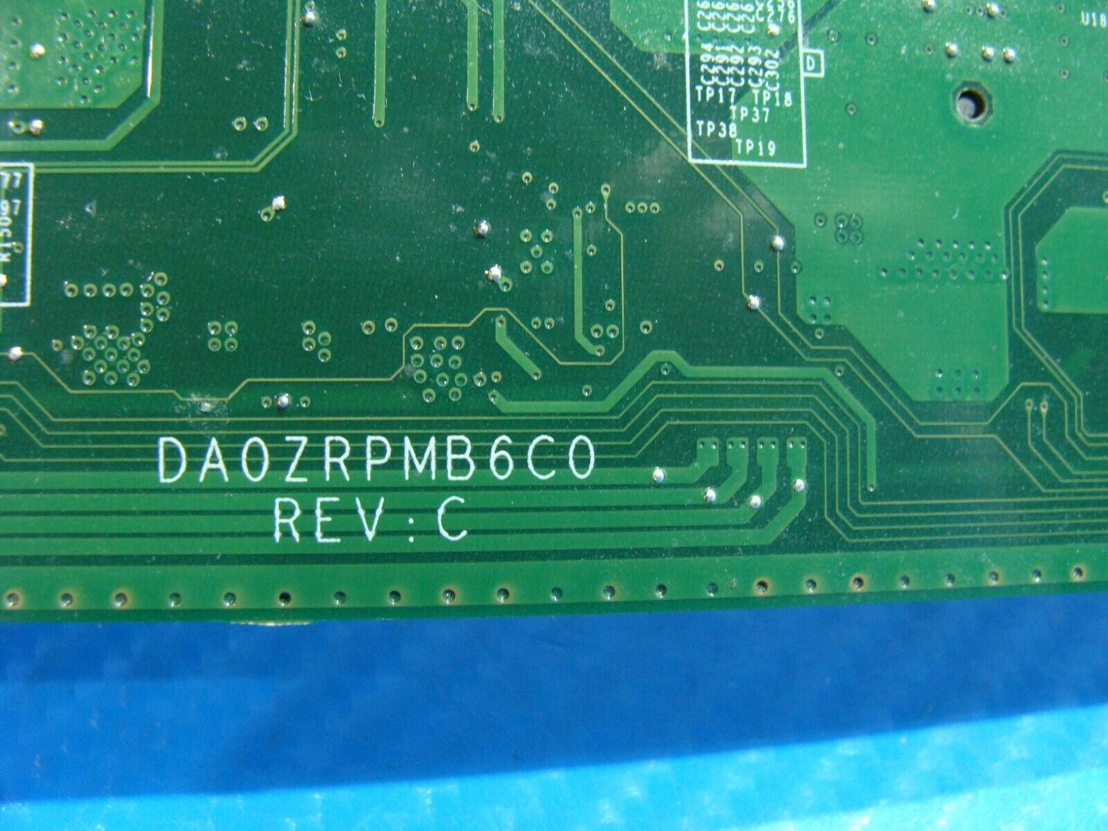 Acer Aspire V5-551-8401 15.6