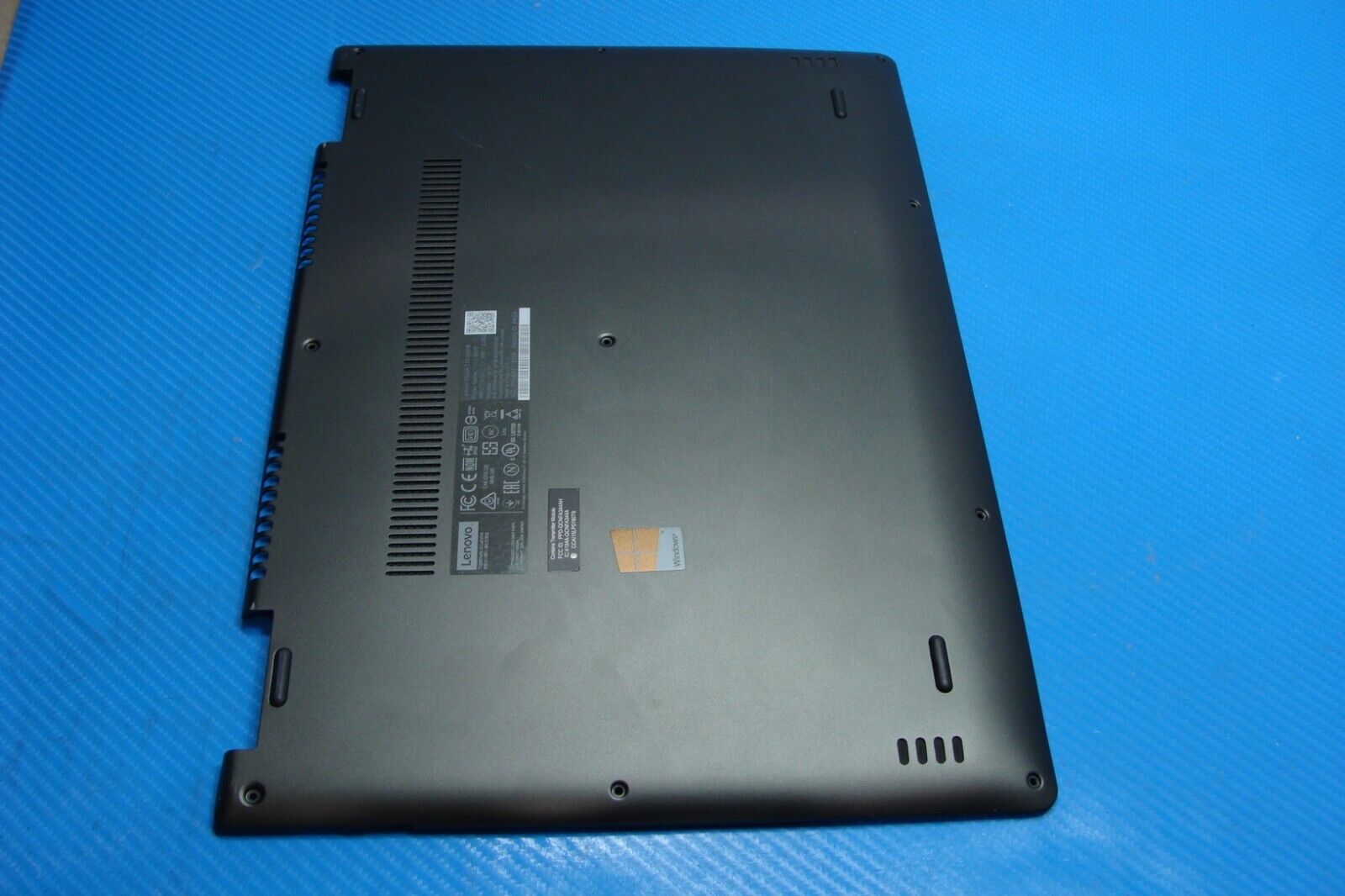 Lenovo Yoga 710-15IKB 15.6