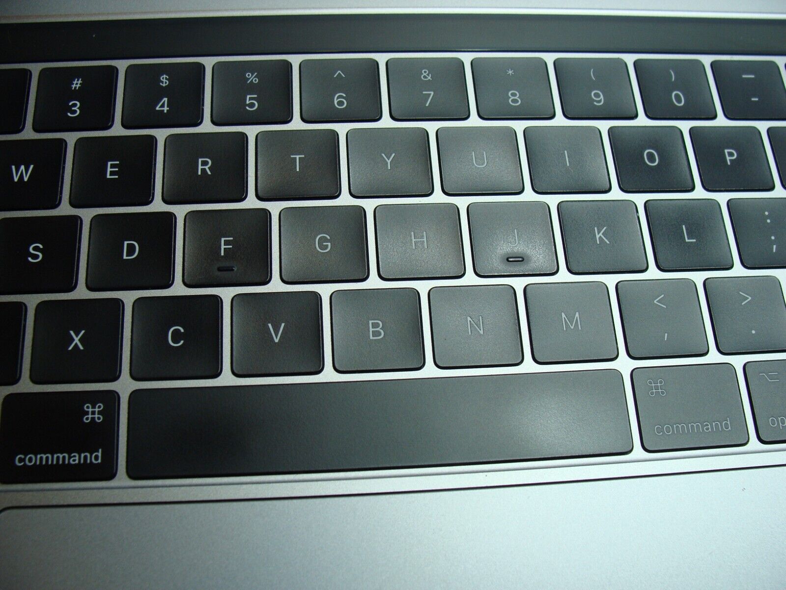 MacBook Pro A1707 15