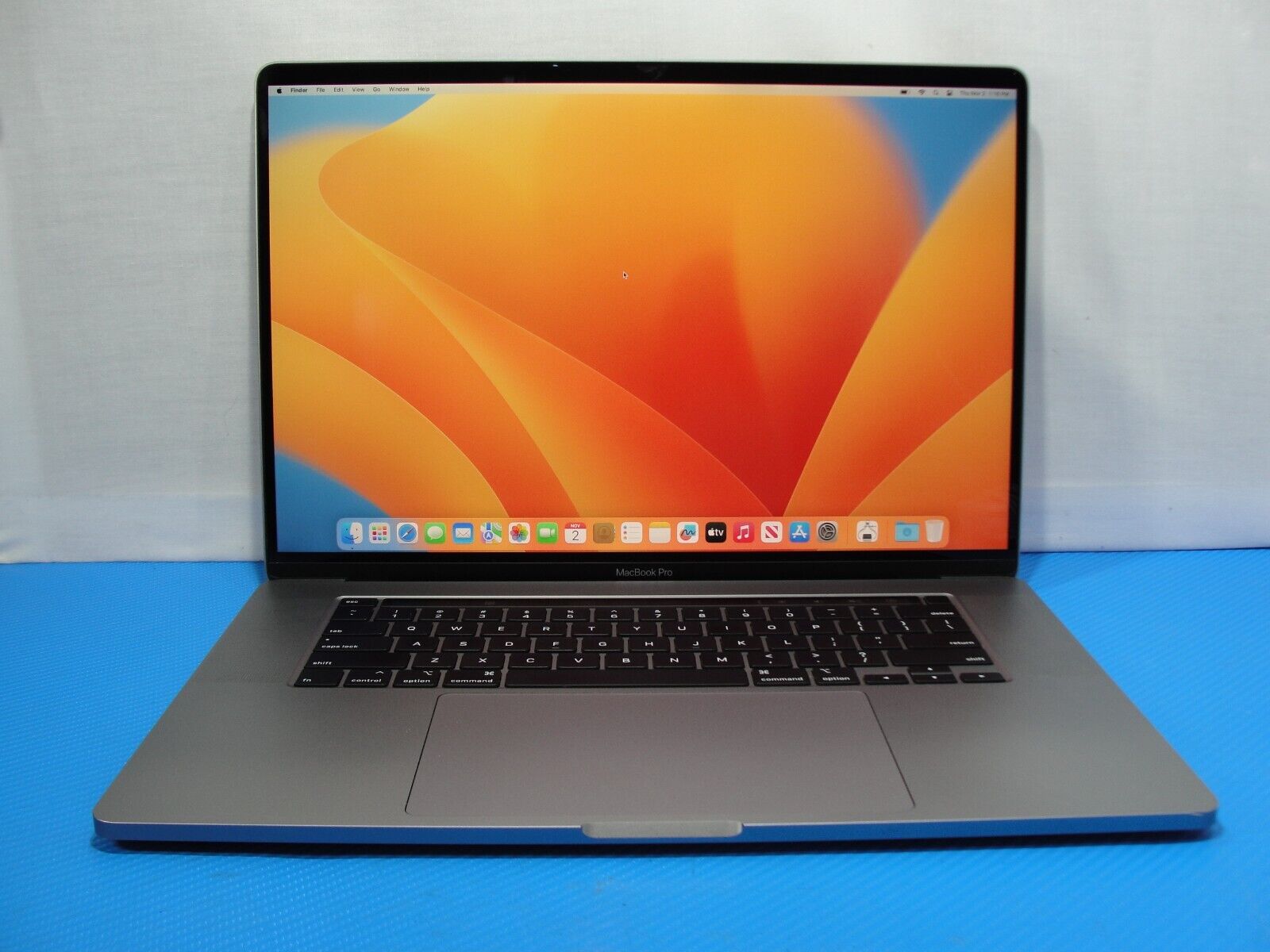 Apple MacBook Pro 16