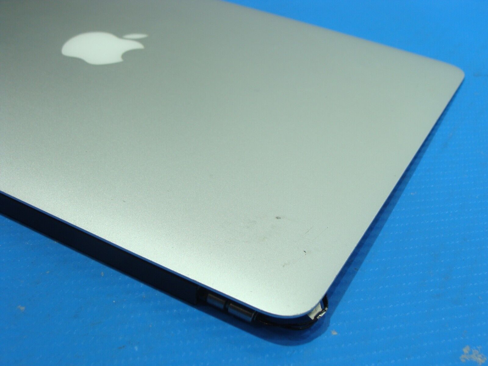 MacBook Air A1466 Mid 2013 MD760LL/A 13