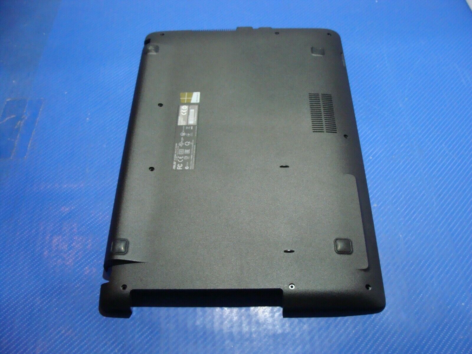 Asus D550MA-DS01 15.6