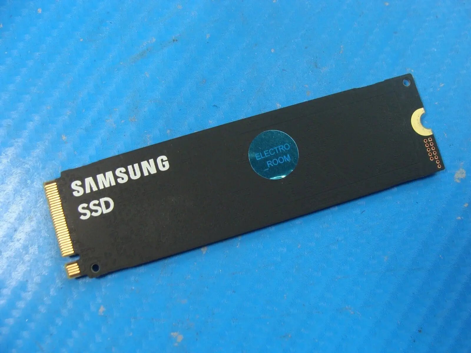 Dell 5550 Samsung 512GB NVMe M.2 SSD Solid State Drive MZVL2512HCJQ-00BD1 RM0C0