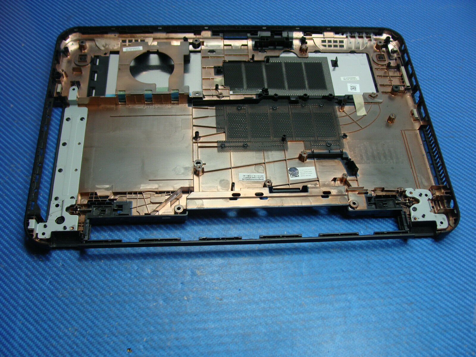 Dell Inspiron 15-3537 15.6