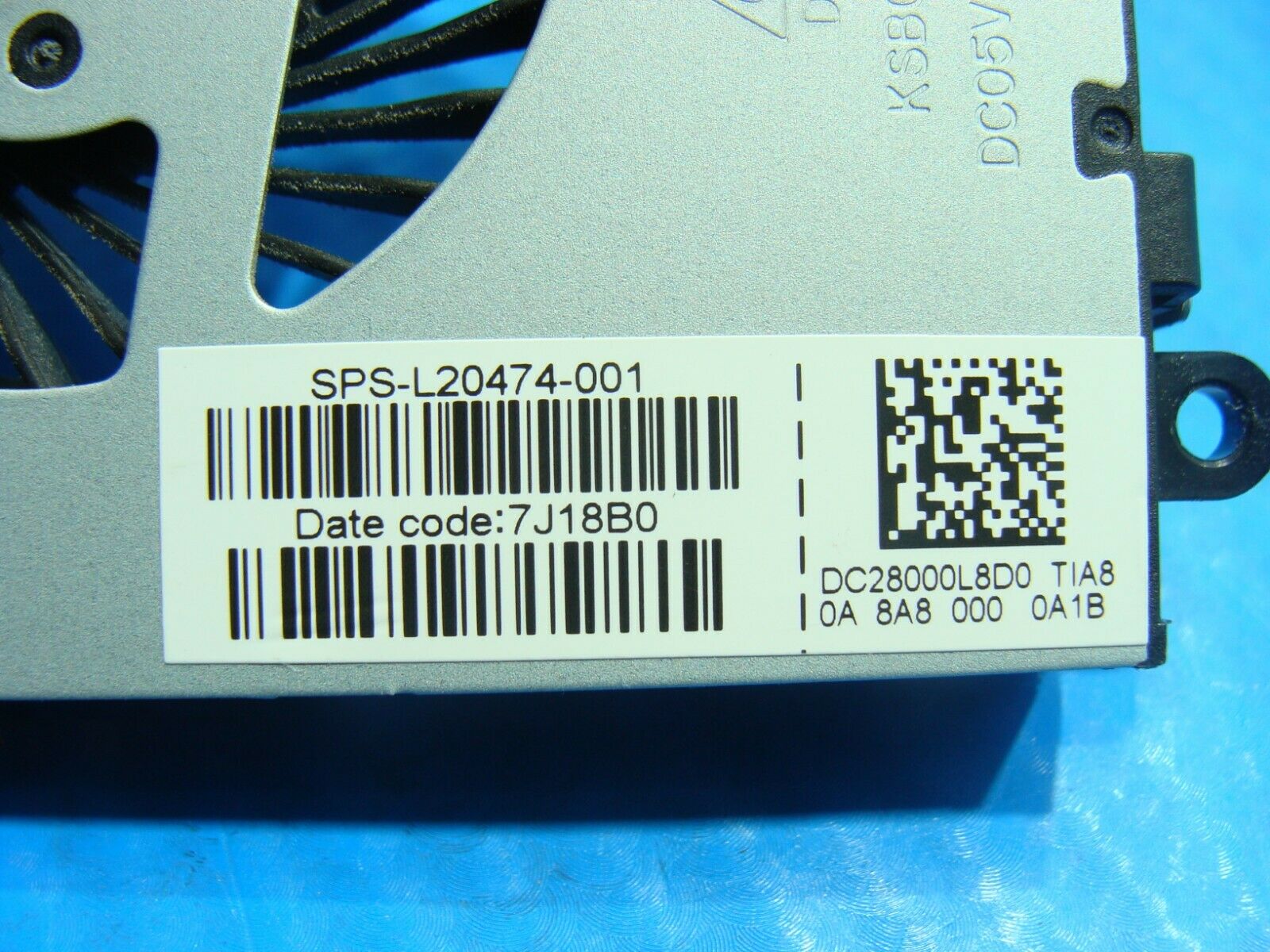 HP Notebook 15-db0011dx 15.6