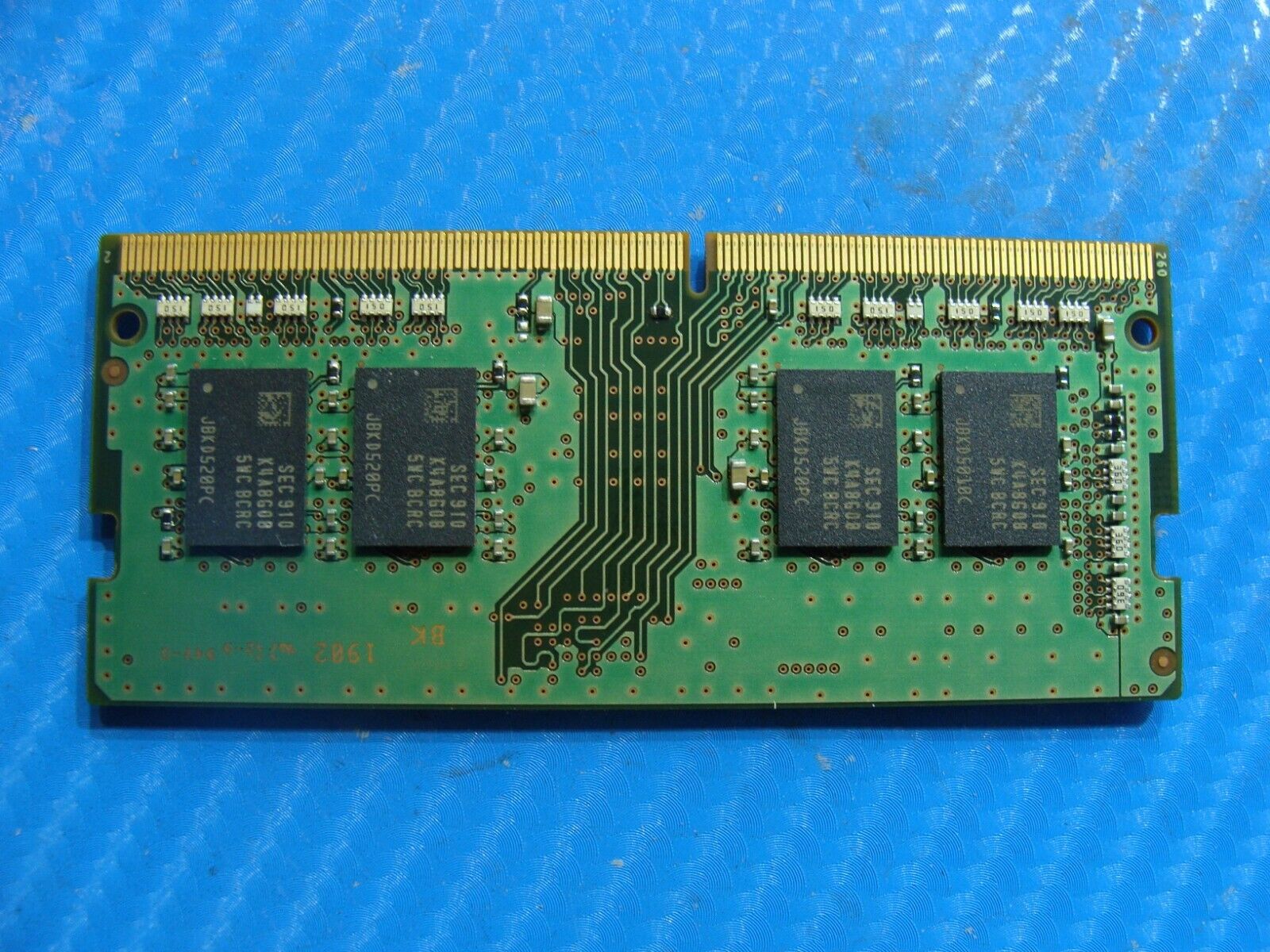 LG Z990 So-Dimm Samsung 8GB 1Rx8 Memory Ram PC4-2400T M471A1K43CB1-CRC