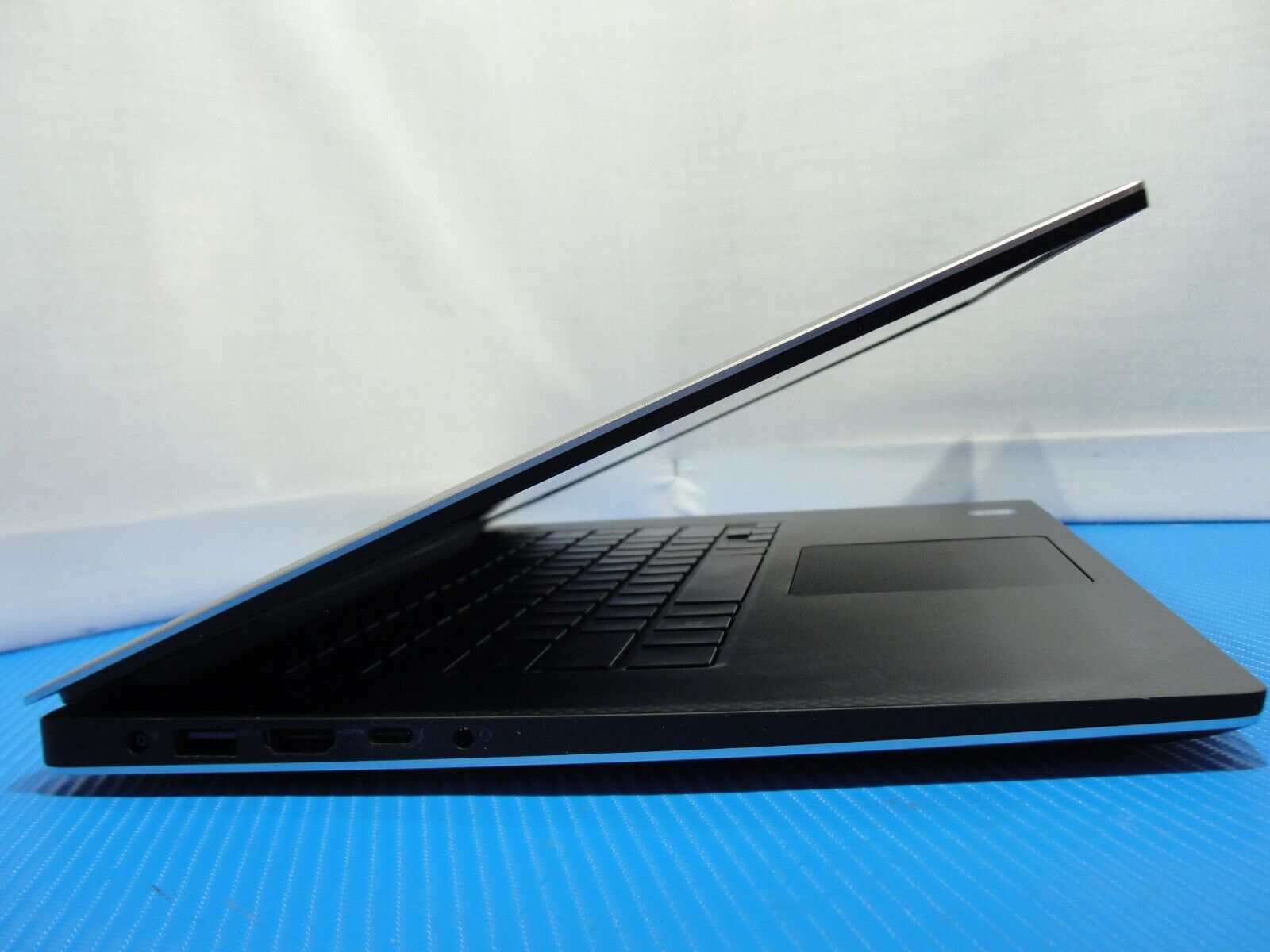 Dell Precision 5520 15.6