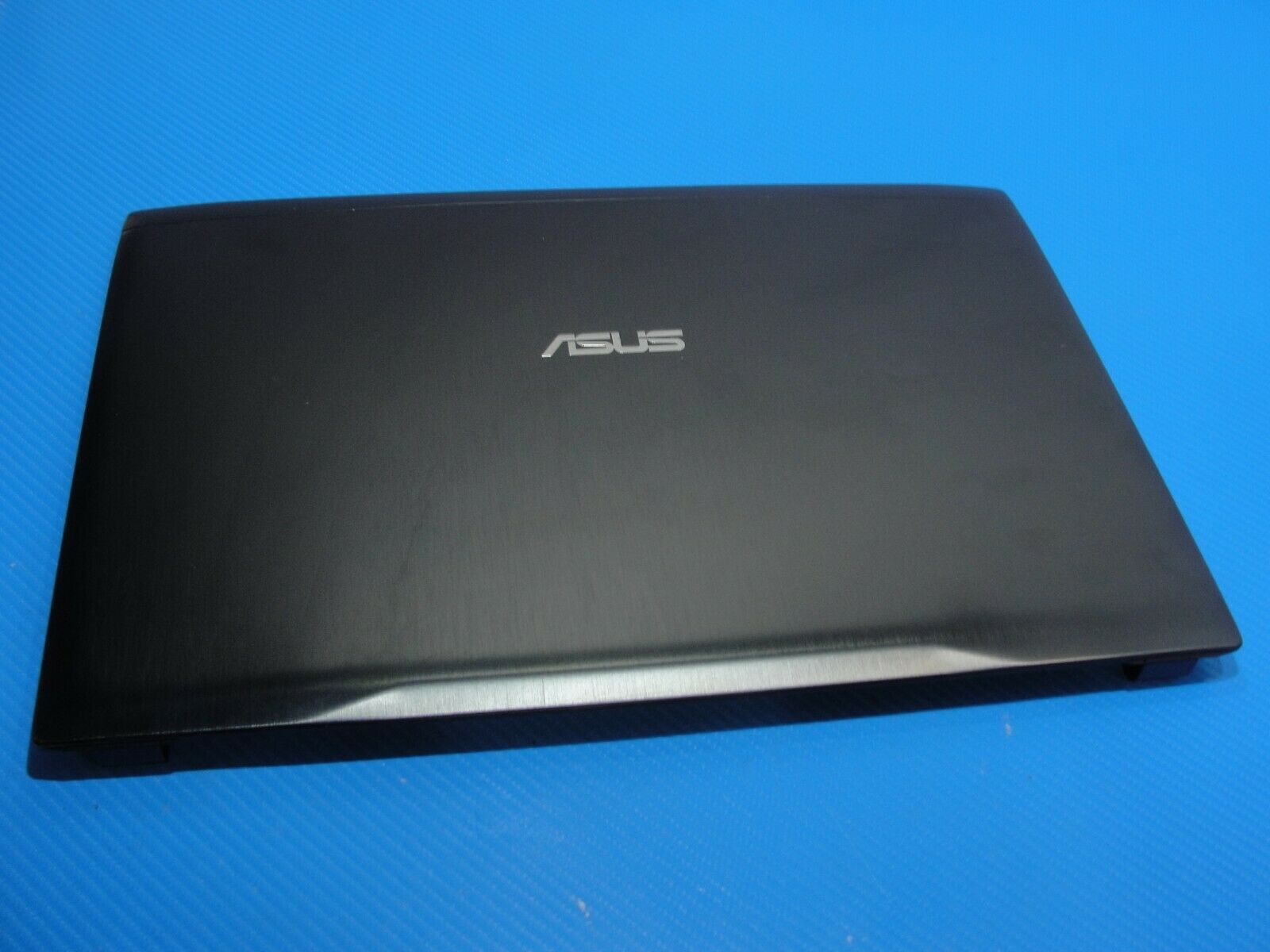 ASUS 15.6